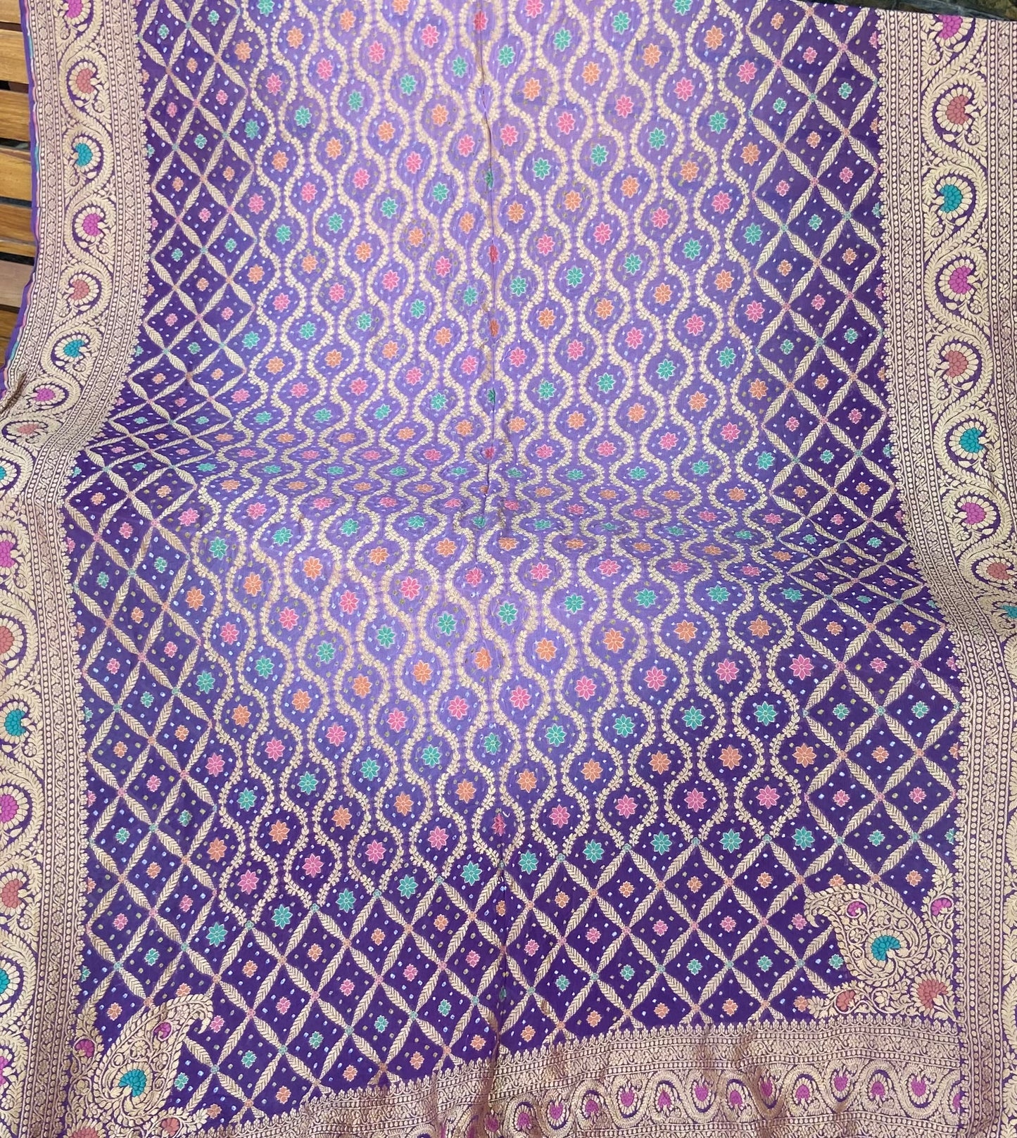 Pure Georgette neem Zari with mena kari