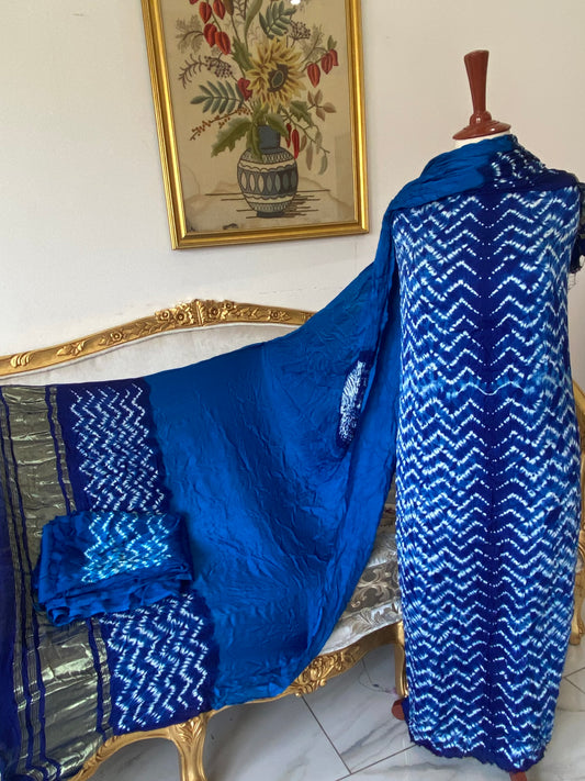 Meena Kari suits