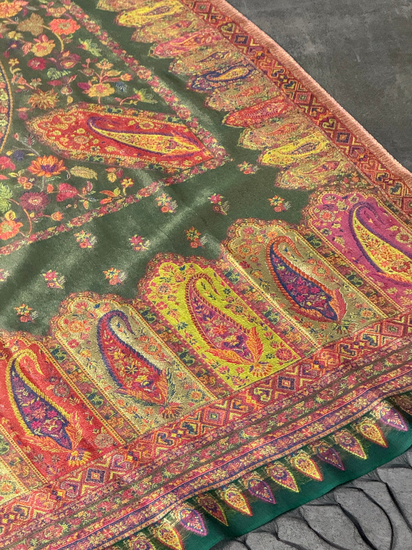 LREGAL LOOM