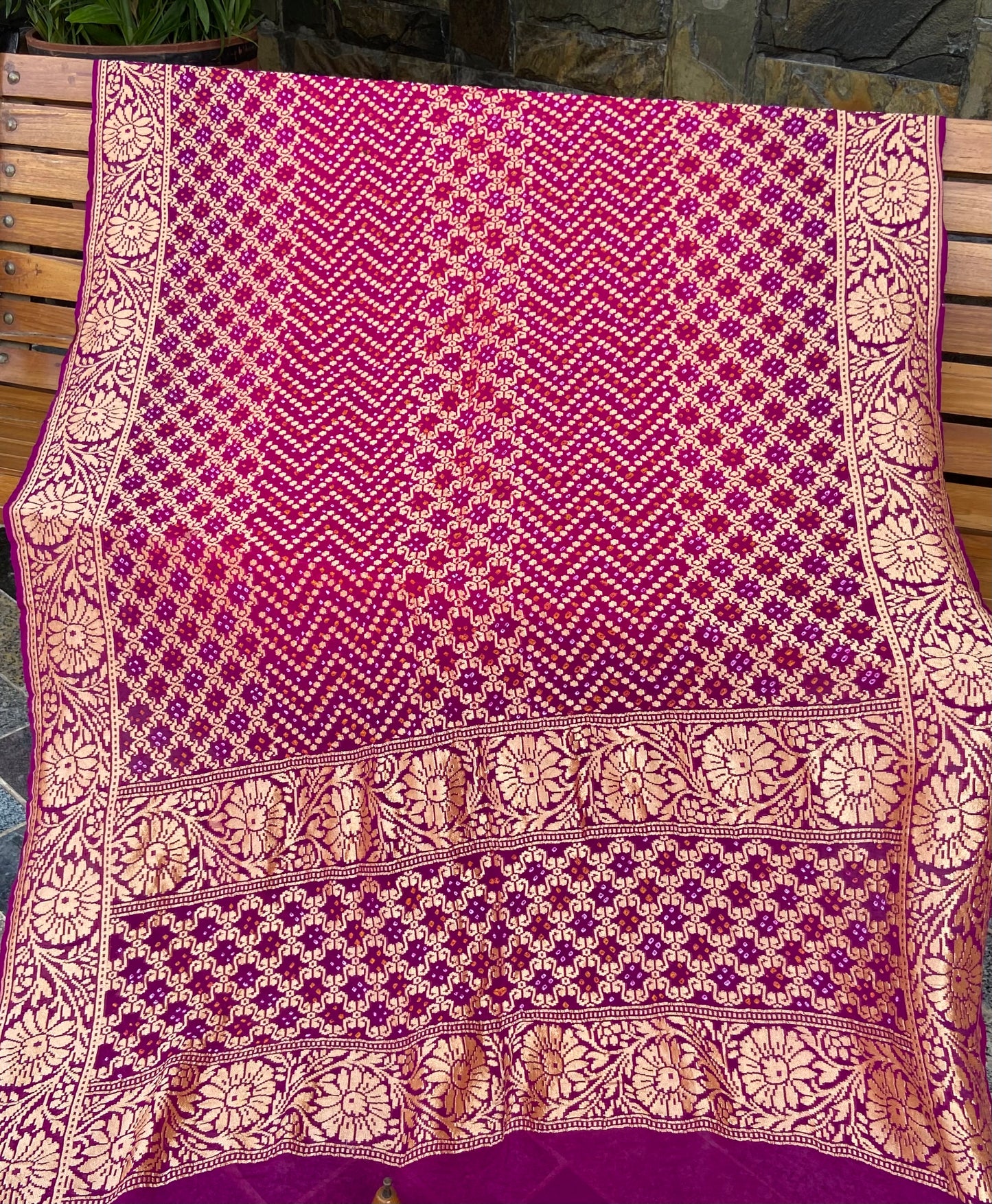 Pure Georgette neem Zari with mena kari