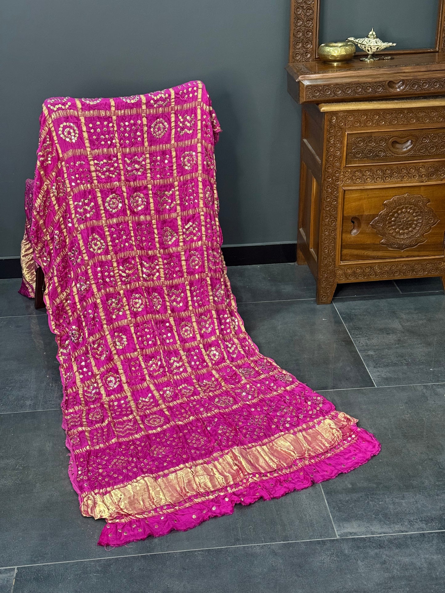 Gar chola mukesh duppata