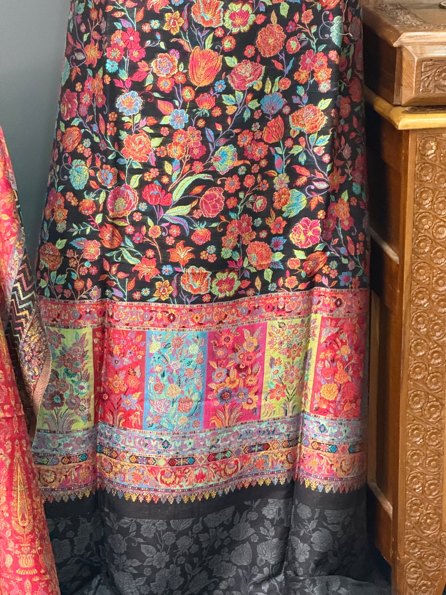 LREGAL LOOM