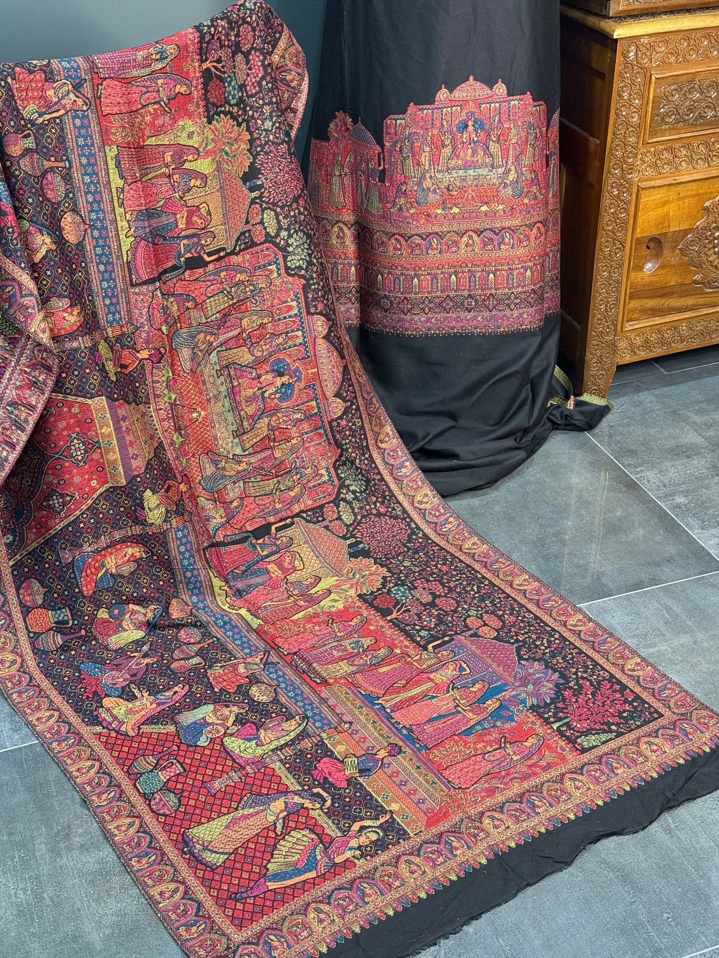 KANI PASHMINA SUIT
