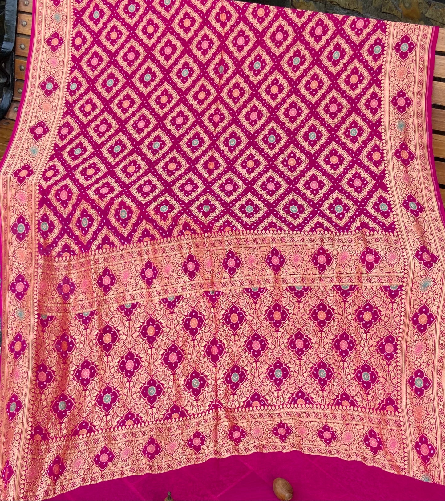 Pure Georgette neem Zari with mena kari