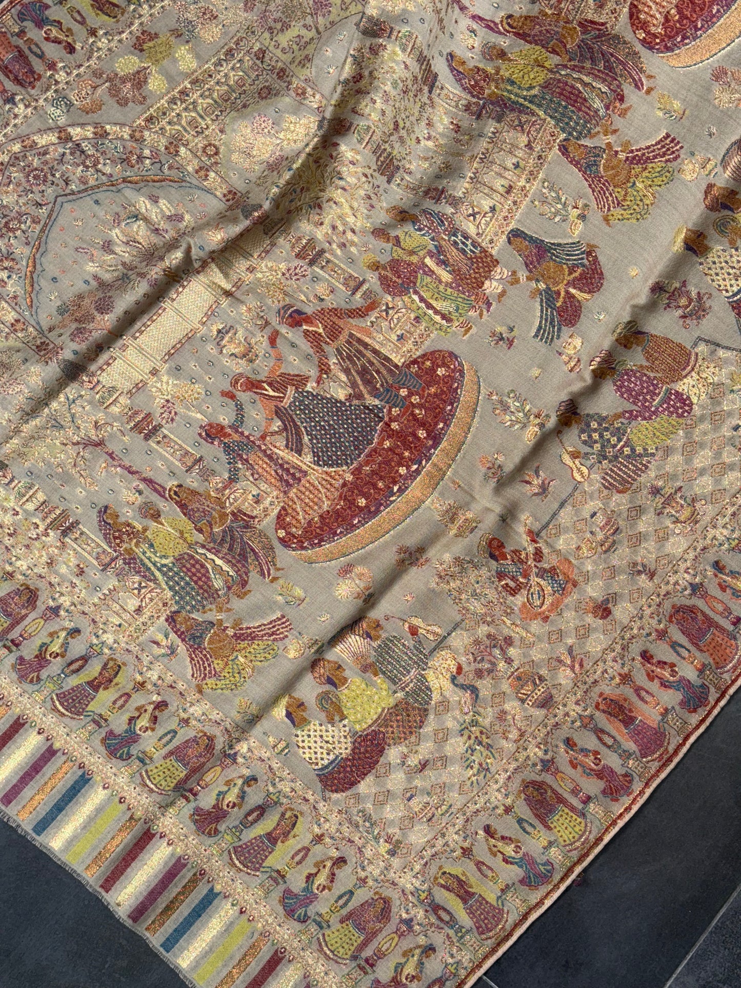 DARBAR SHAWL