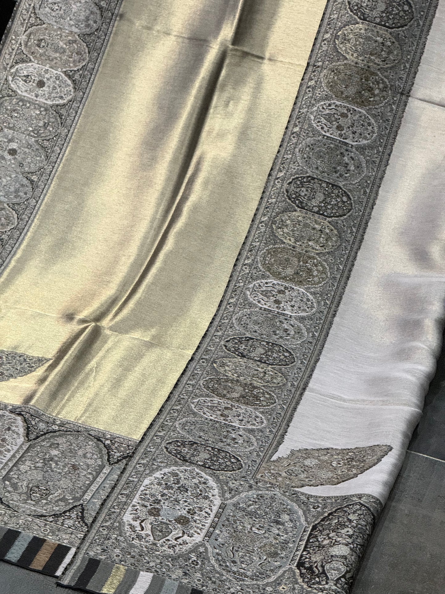 KANI PASHMINA MOON LIGHT SHAWL
