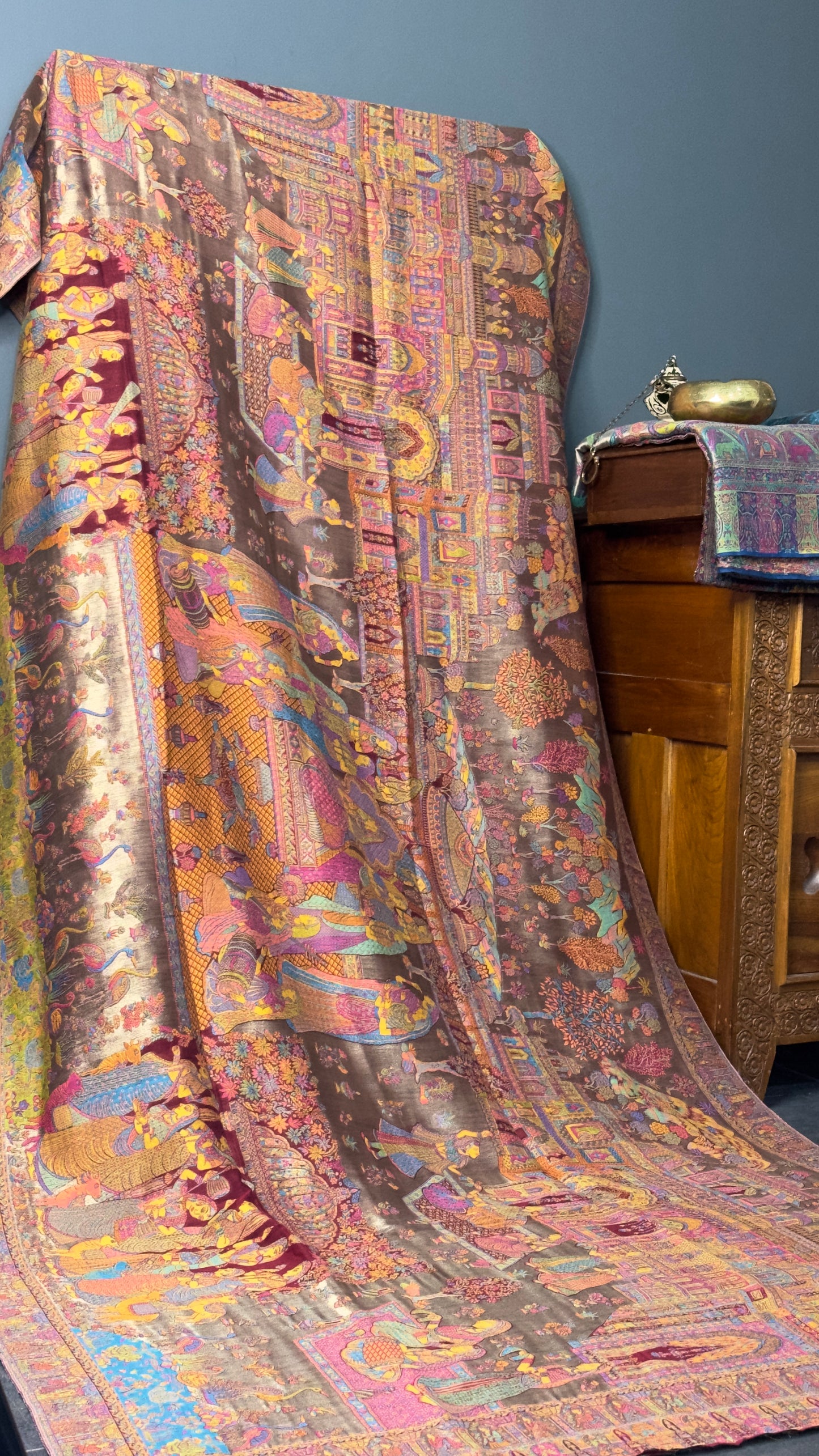 DARBAR SHAWL