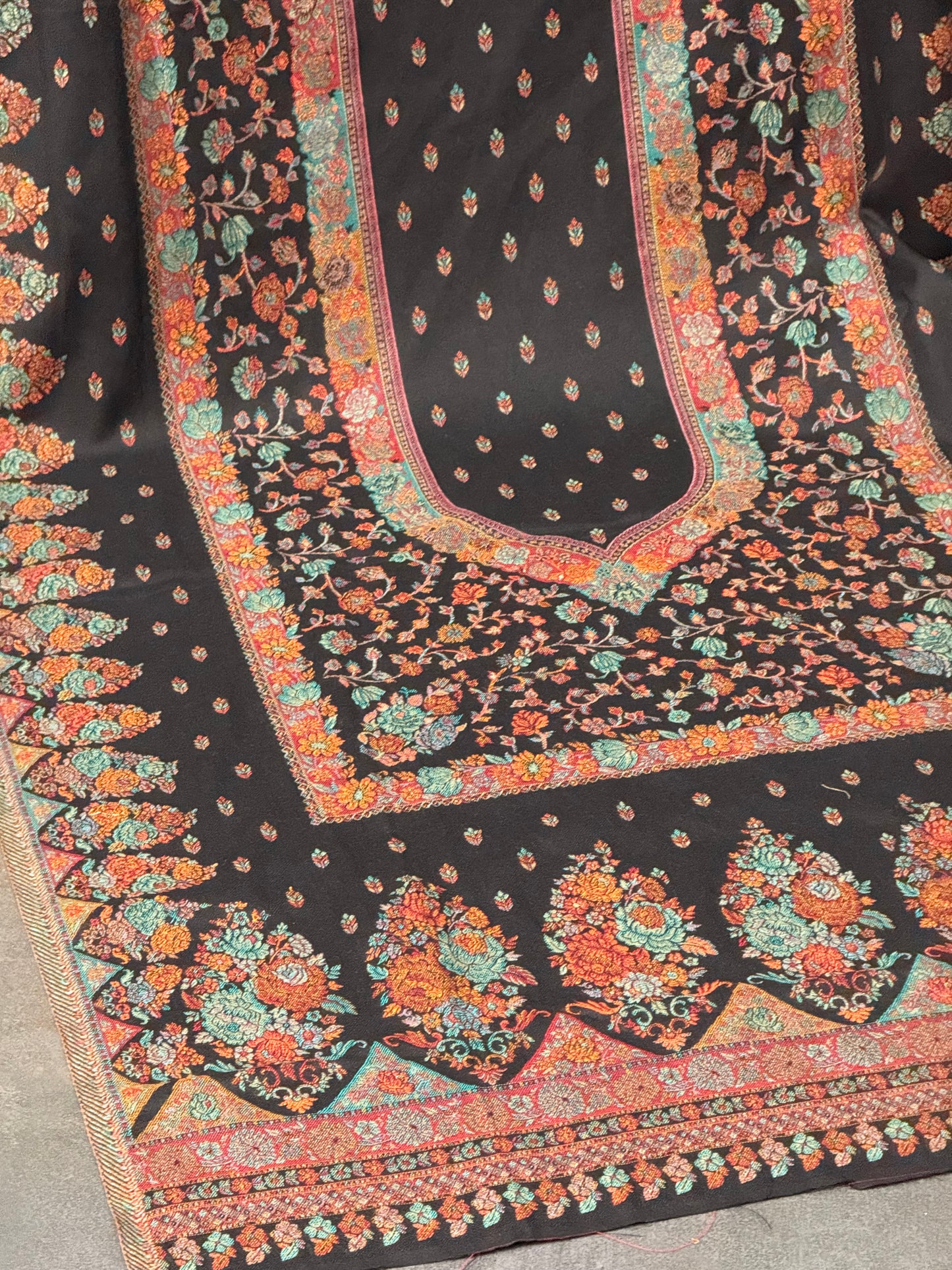 Chinar-e-Noor