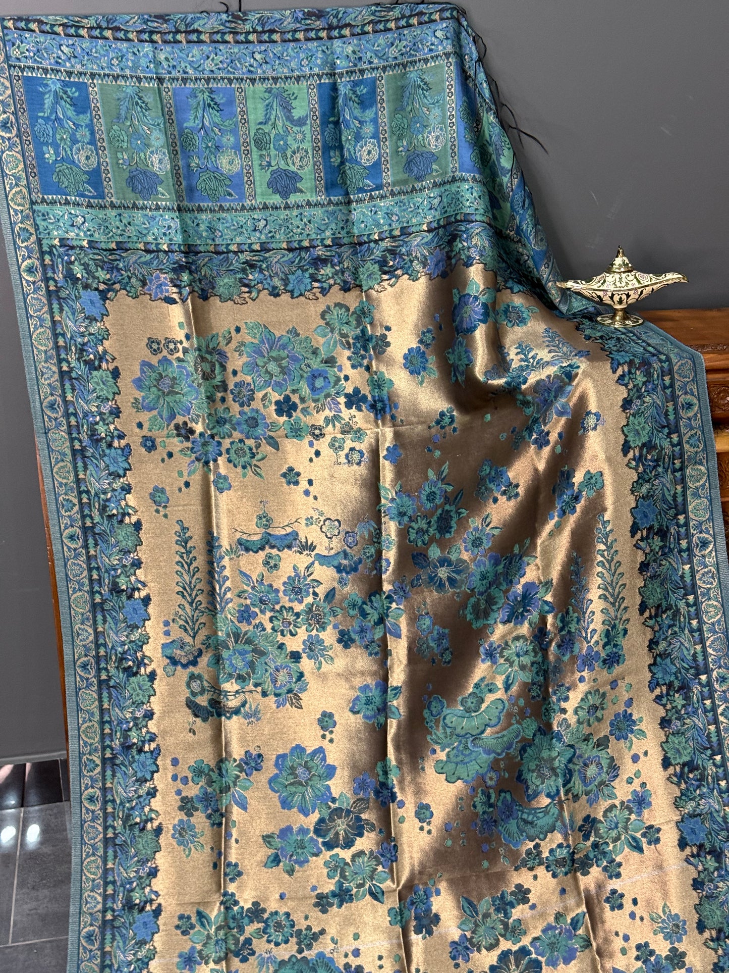 NOOR-E-KANI
