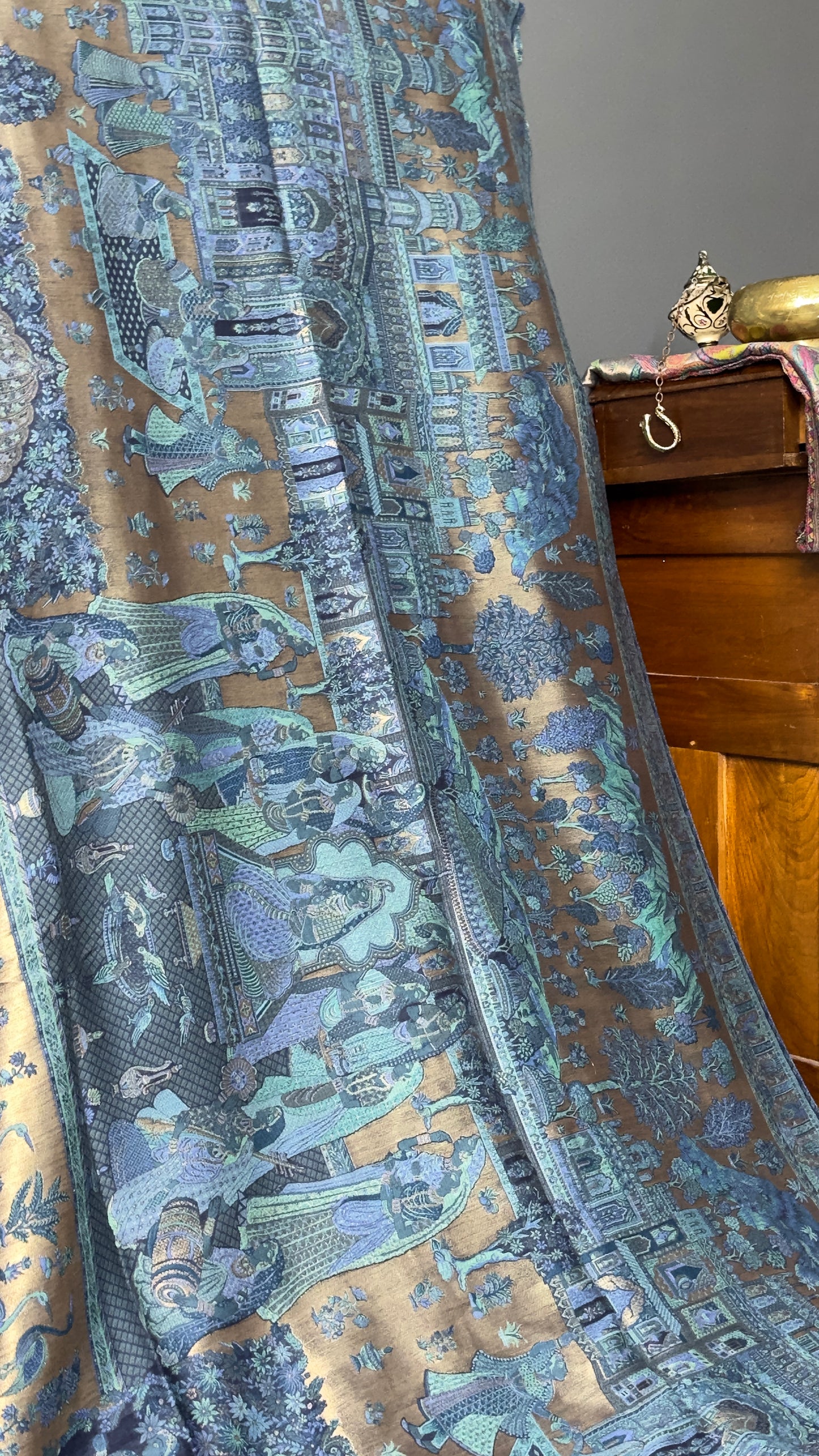 DARBAR SHAWL