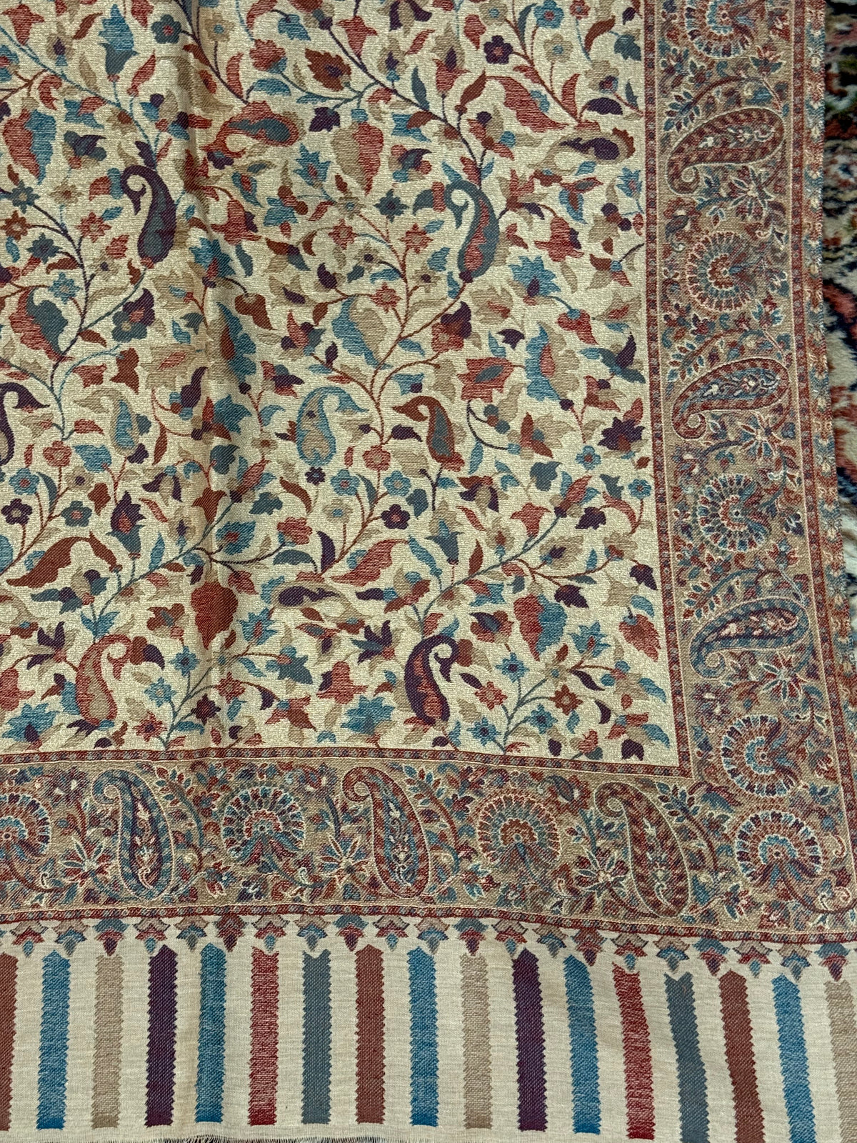 Moonlight KANI PASHMINA PREMIUM