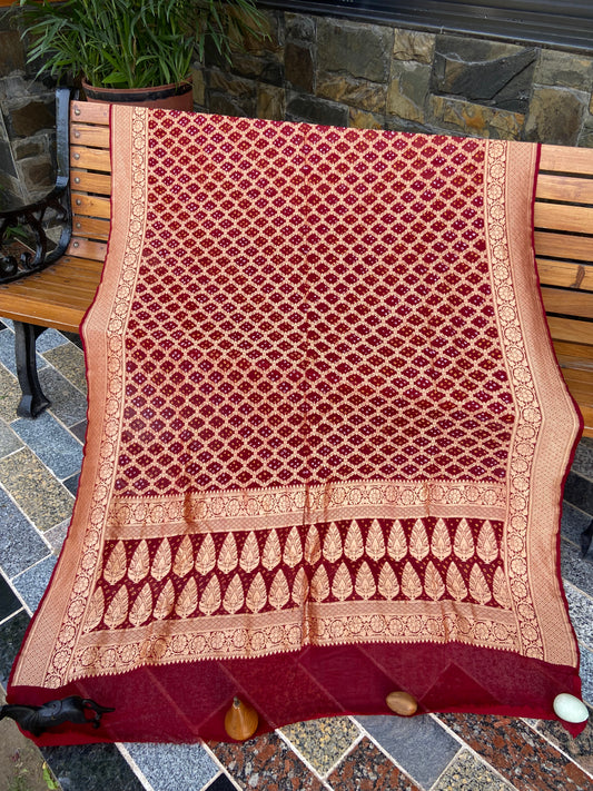 Pure Georgette neem Zari with mena kari
