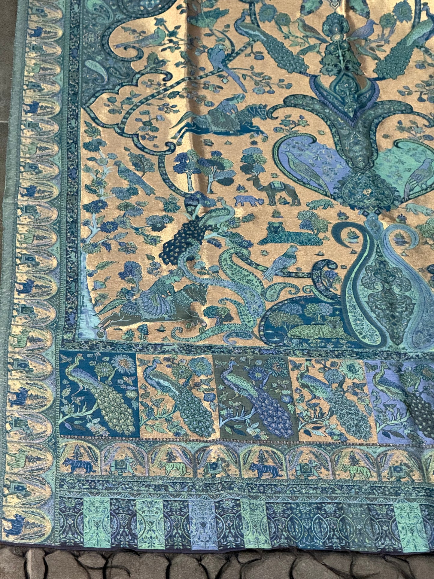 NOOR-E-KANI