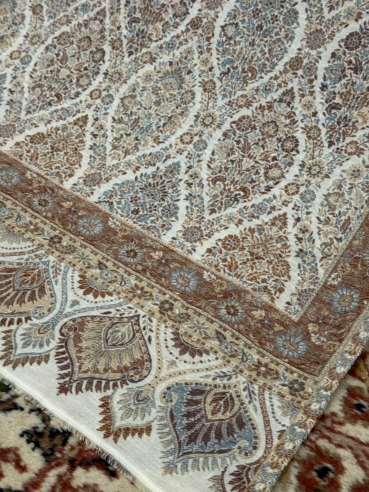 Kani pashmina stole