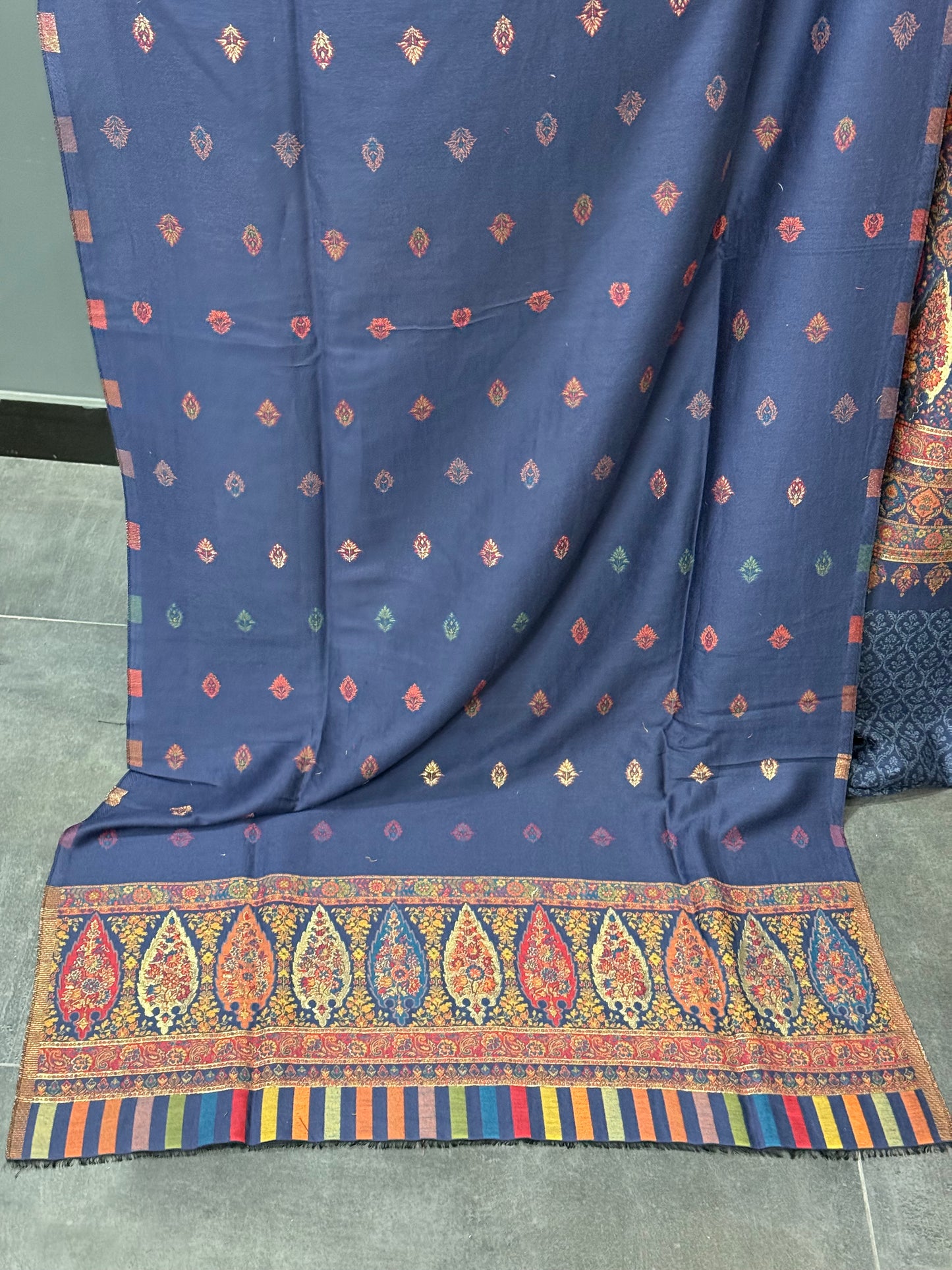 KANI PASHMINA SUIT