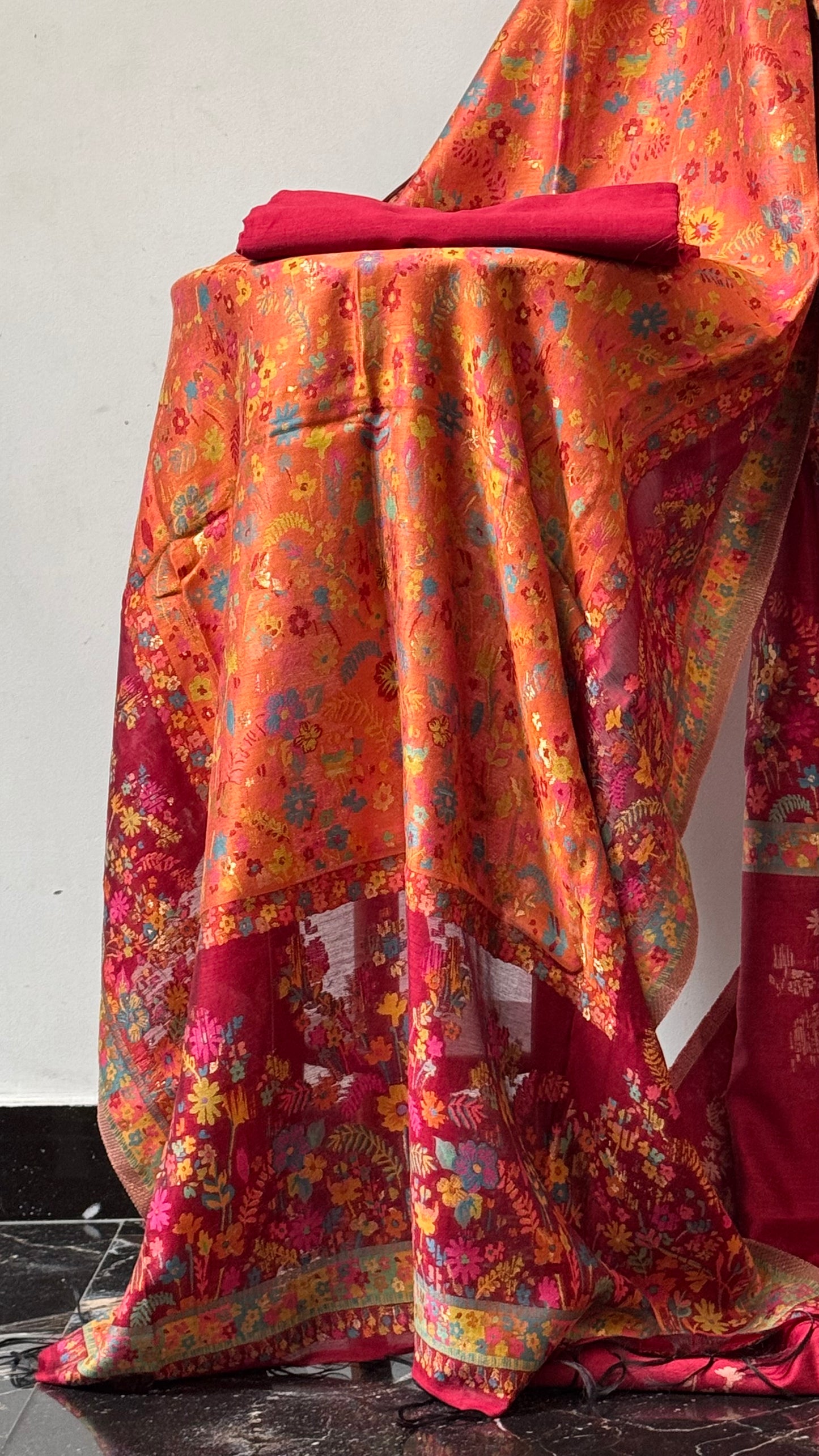 REGAL LOOM