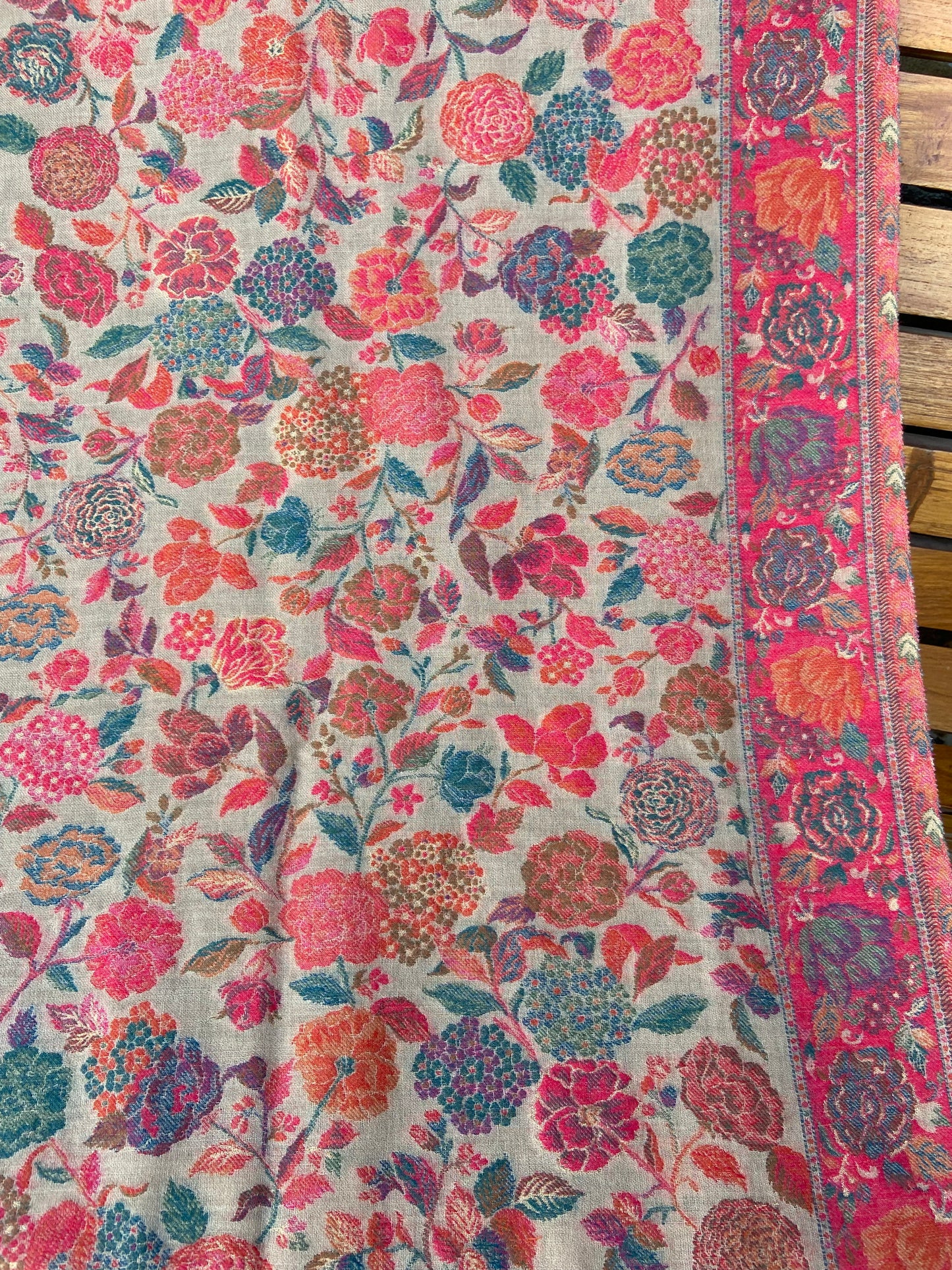 KANI PASHMINA PREMIUM