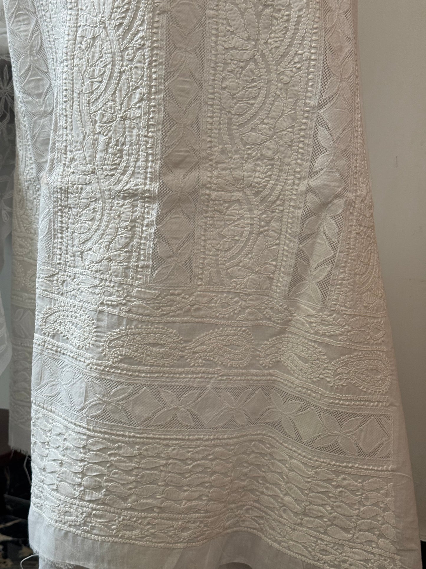 Soft cotton lawn  kurta with chiffon duppata hand work
