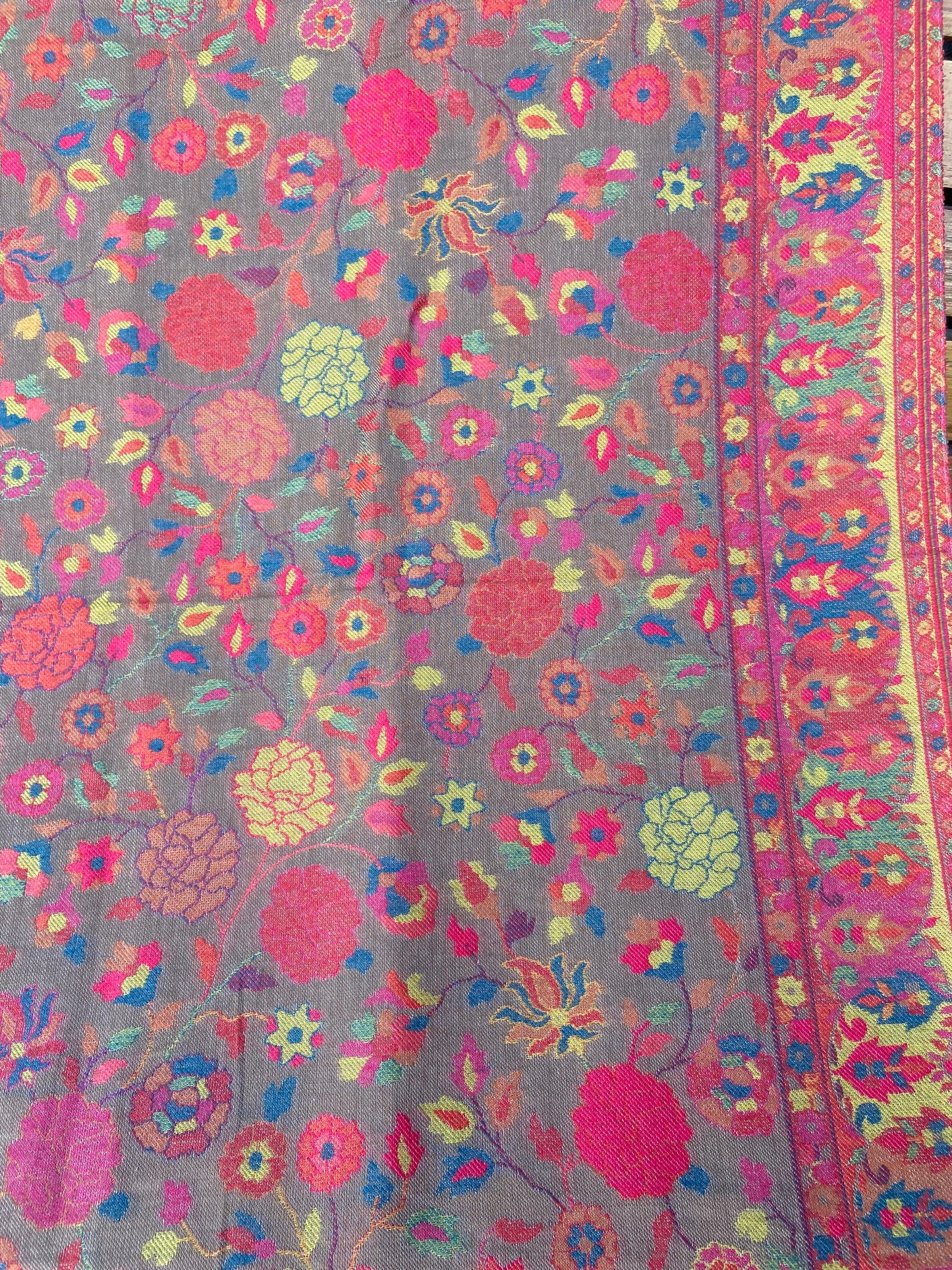 KANI PASHMINA PREMIUM