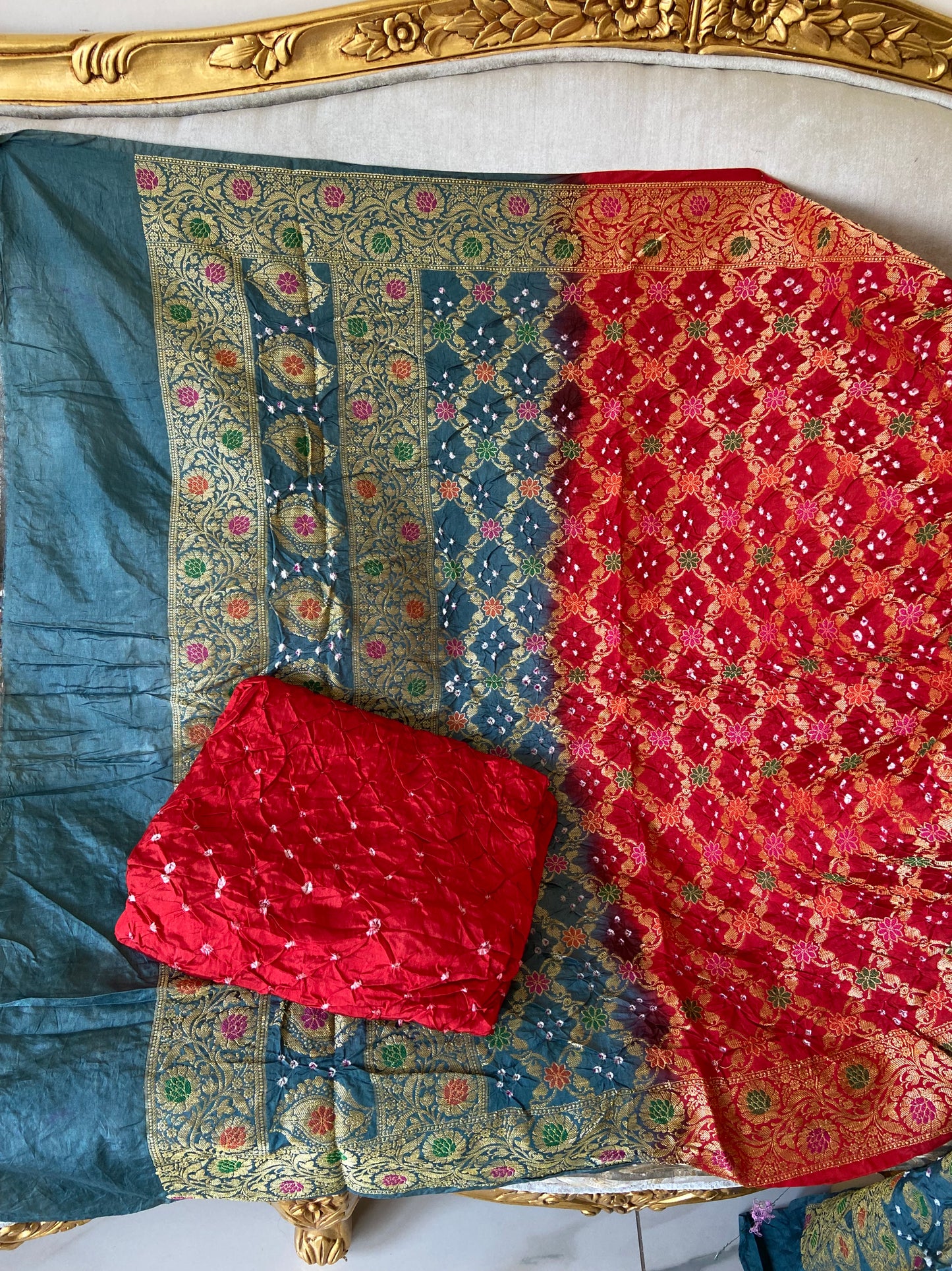 Meena Kari suits