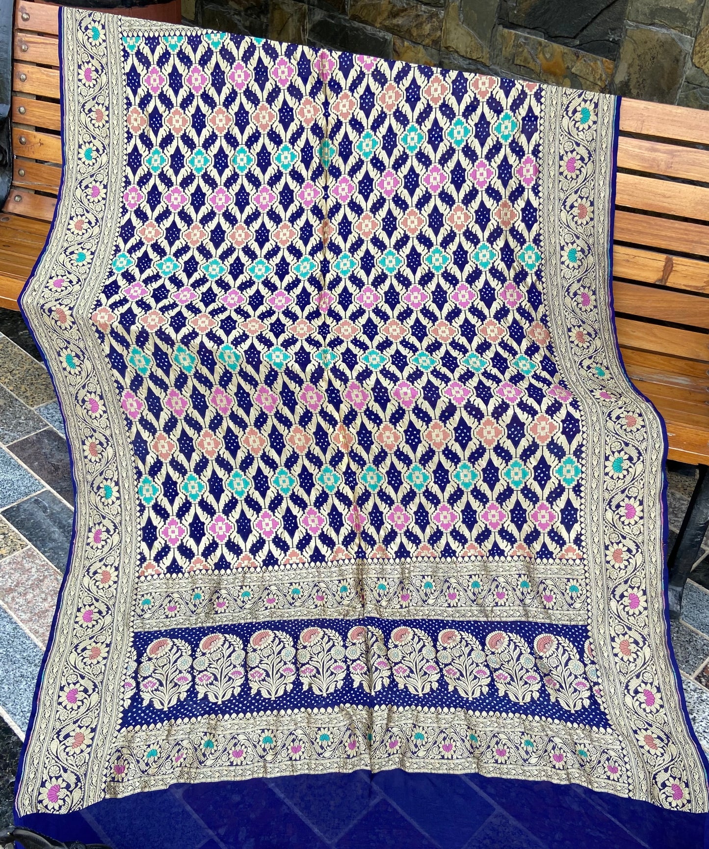Pure Georgette neem Zari with mena kari