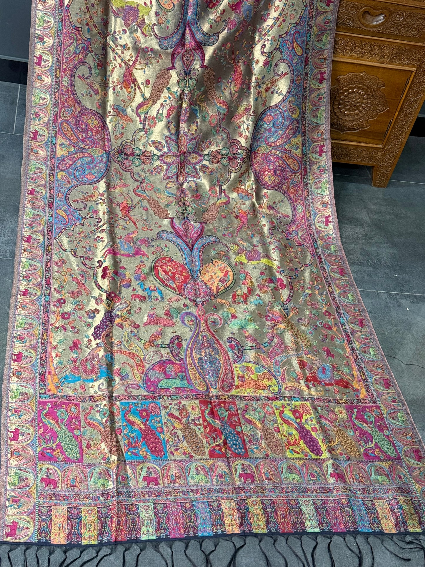 NOOR-E-KANI