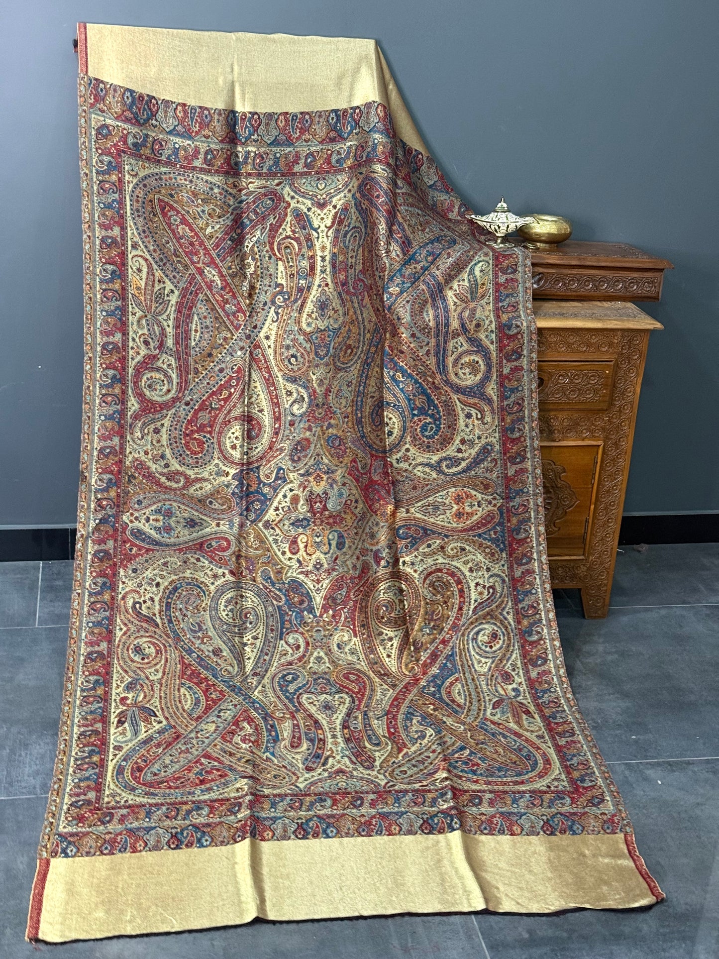 Reversible kani moonlight shawl