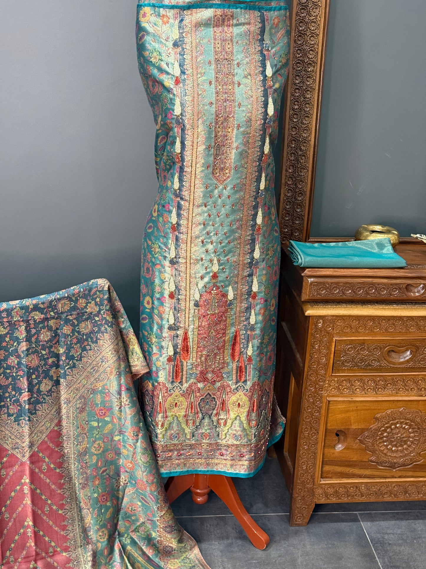 LREGAL LOOM