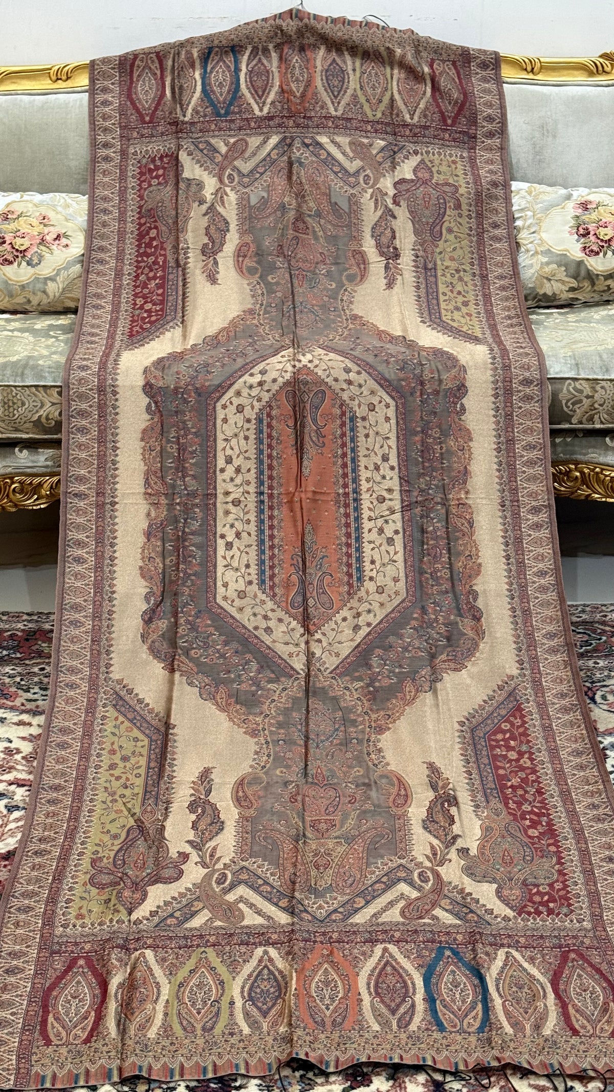 NOOR-E-KANI