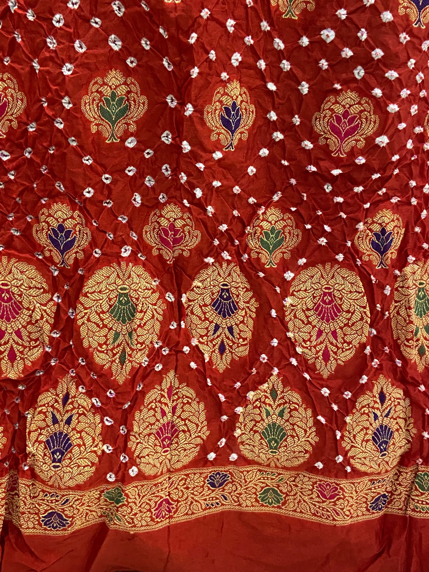 Meena Kari suits