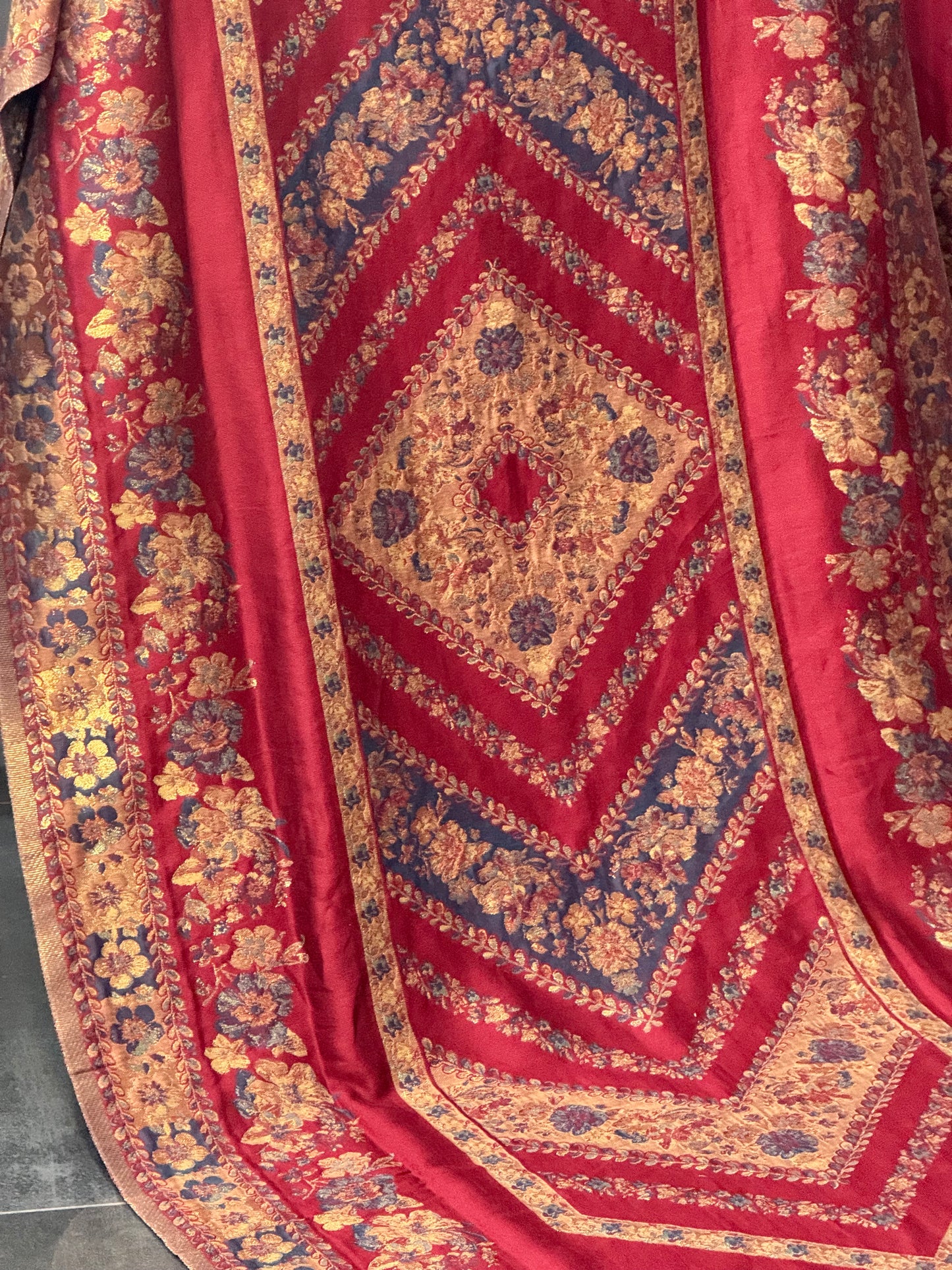 KANI PASHMINA SUIT