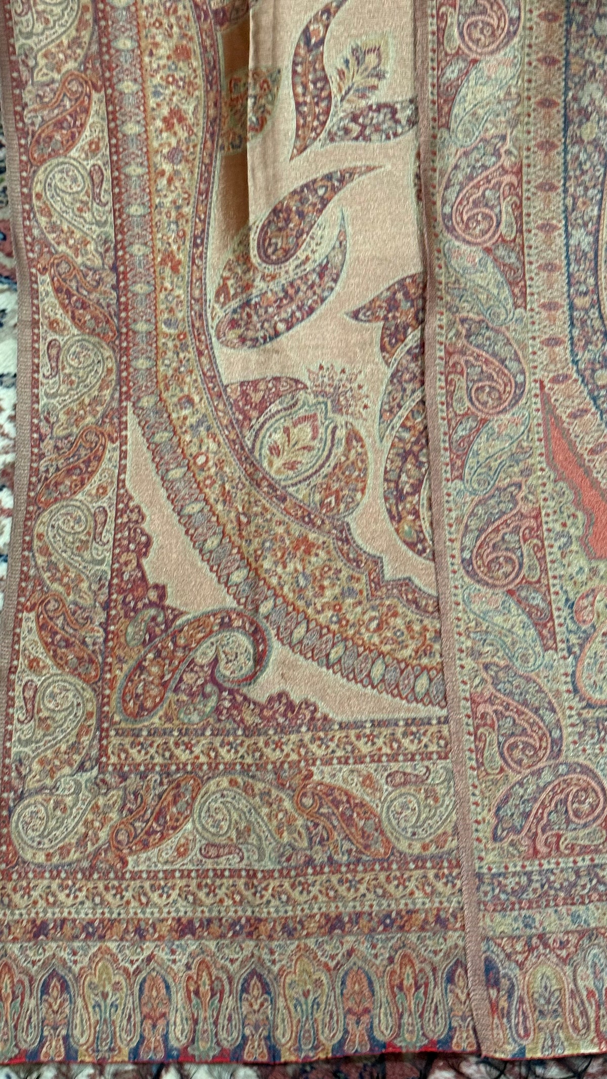 NOOR-E-KANI