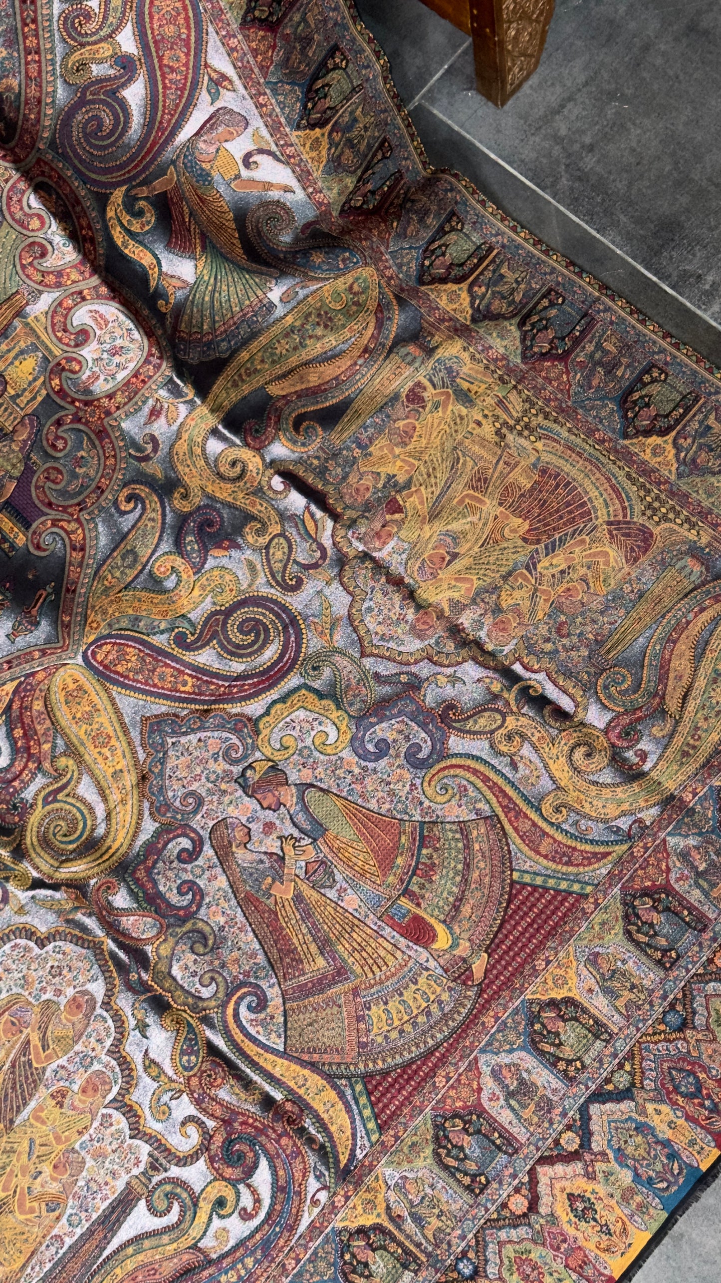 DARBAR SHAWL