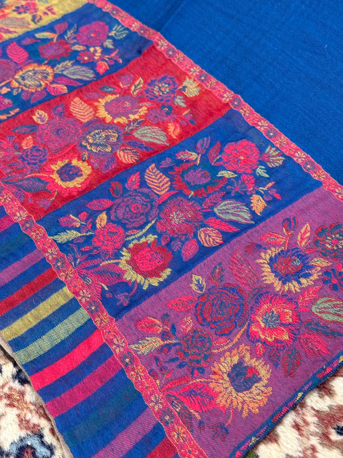 Kani pashmina stole