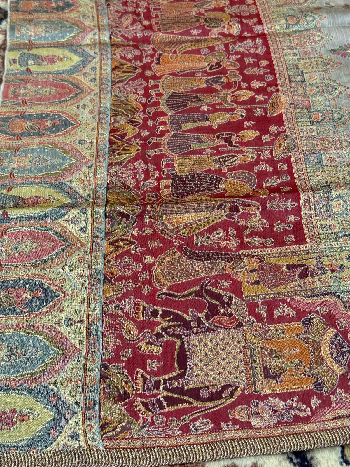 NOOR-E-KANI