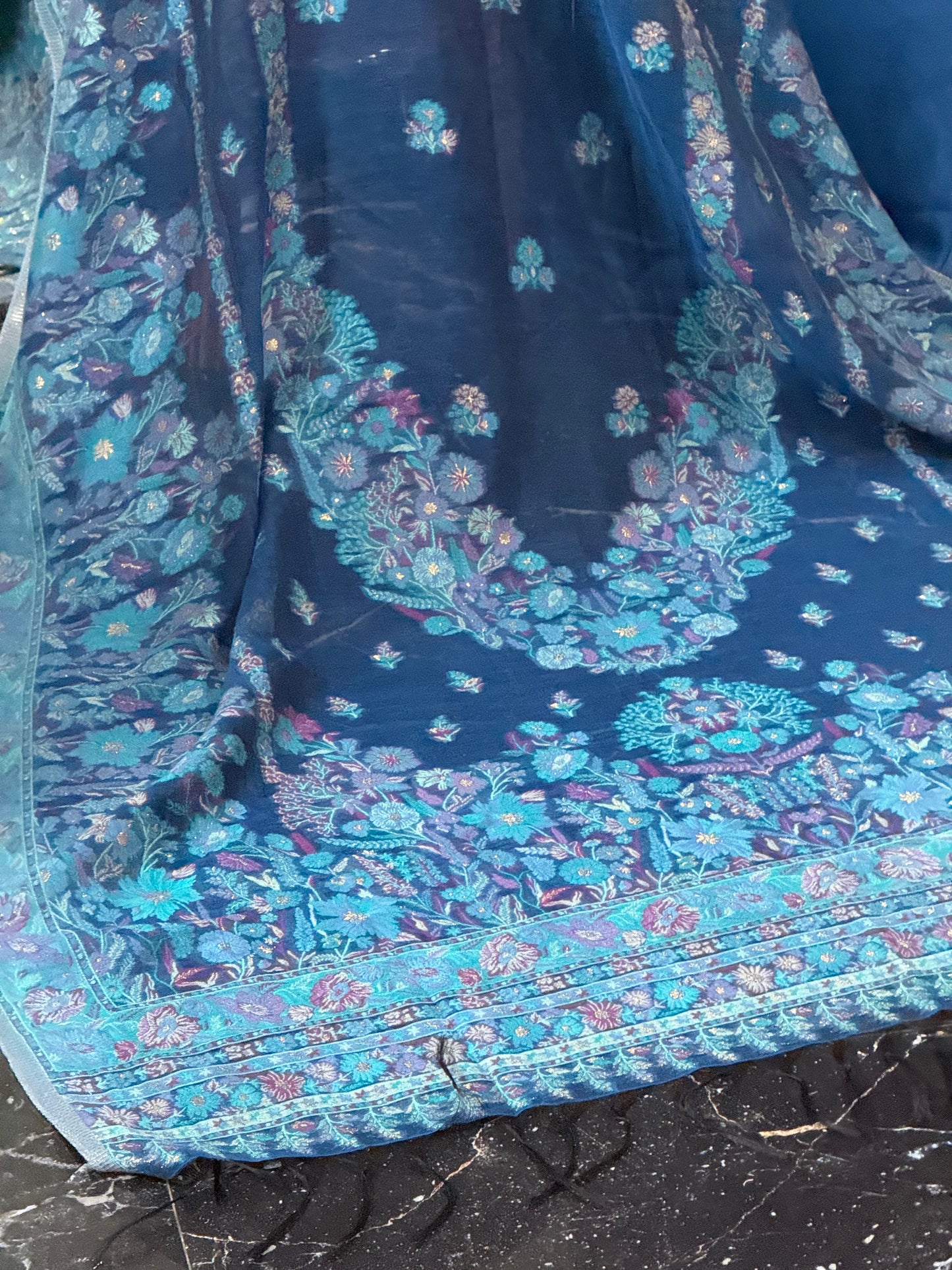 REGAL LOOM