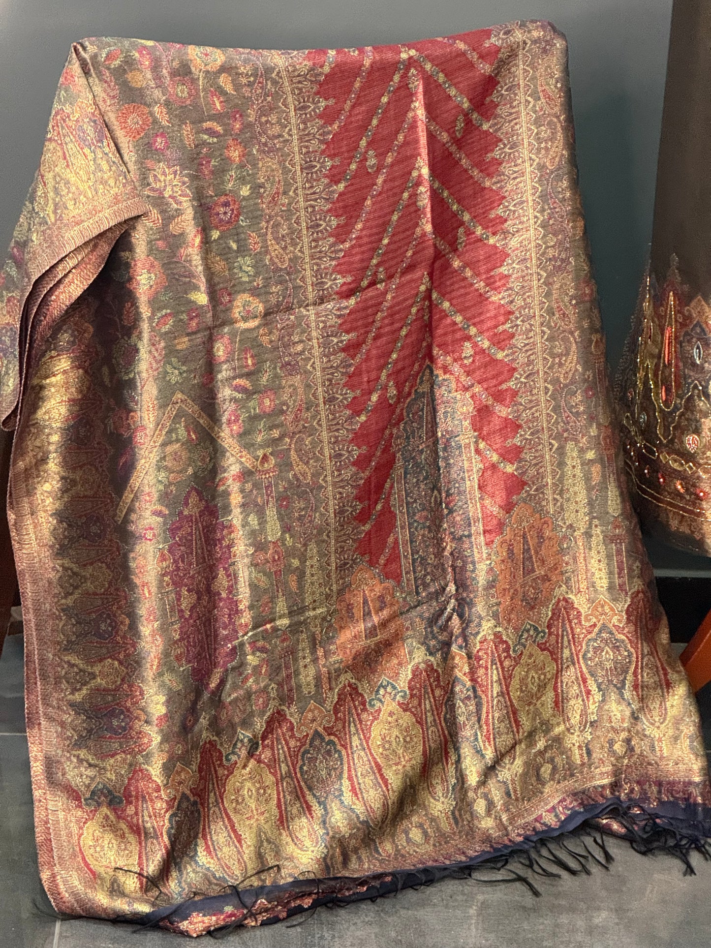 LREGAL LOOM