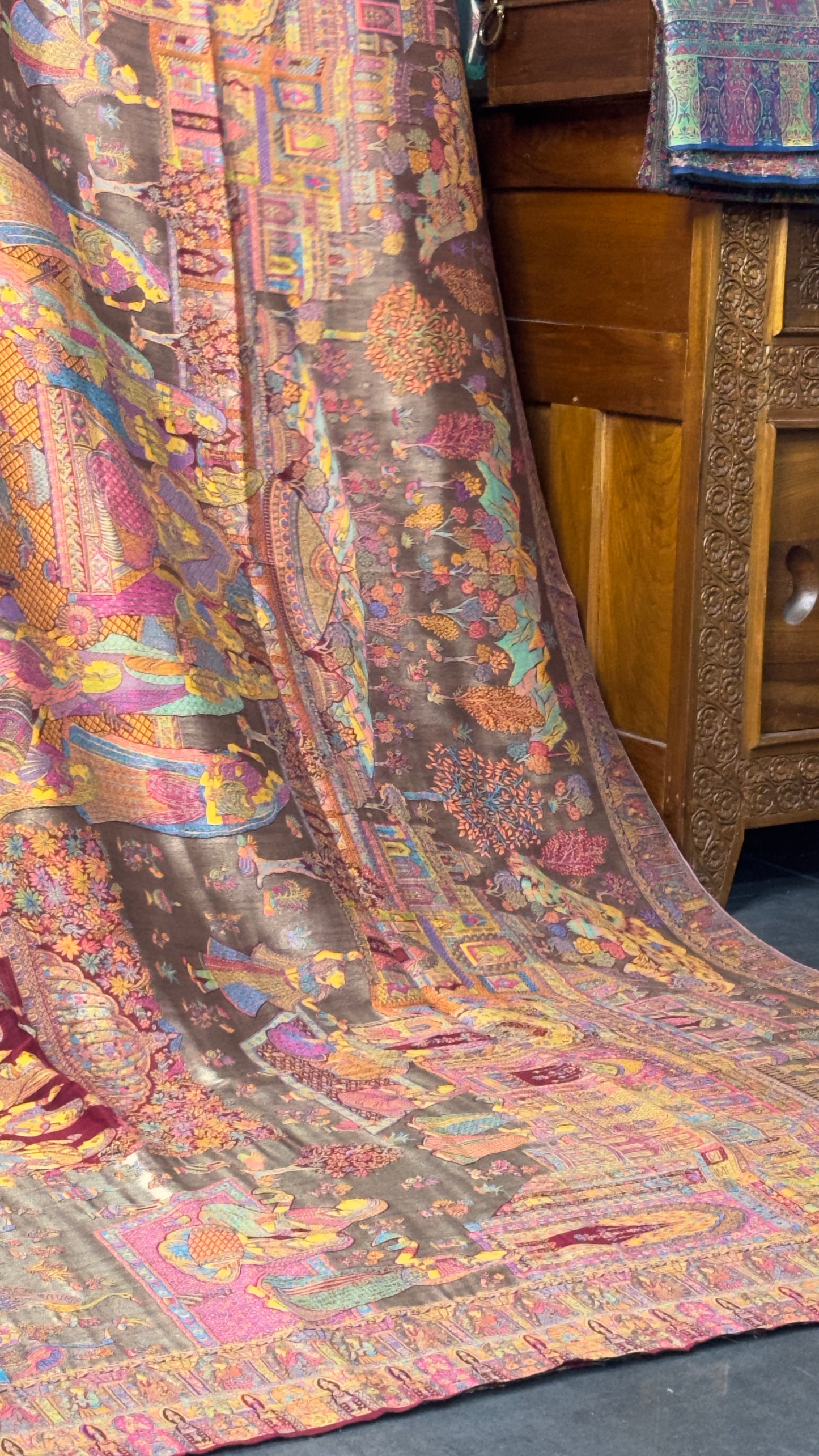 DARBAR SHAWL