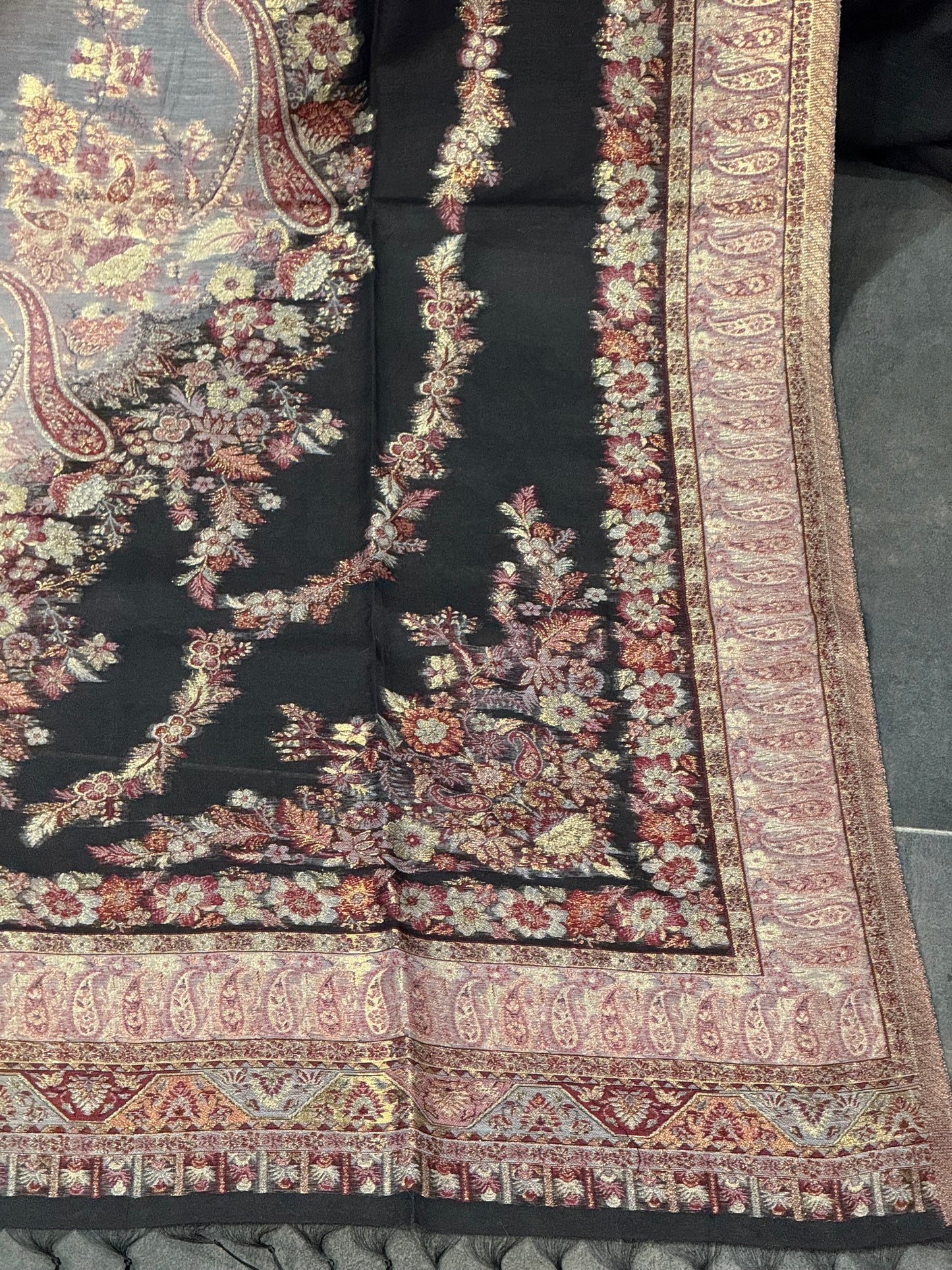 REGAL LOOM SHAHI RESHAM