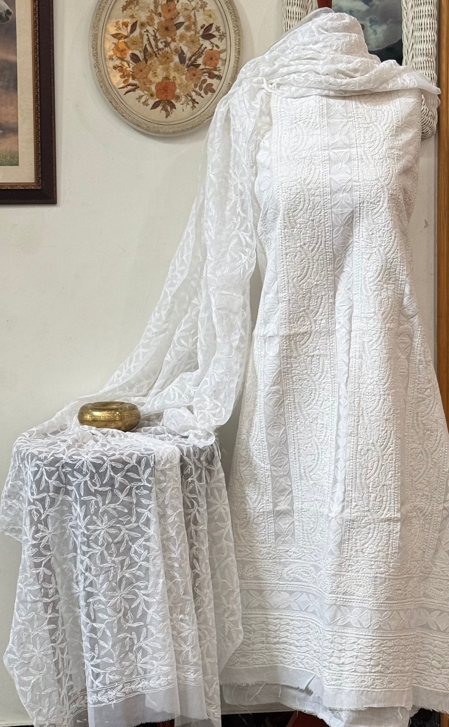 Soft cotton lawn  kurta with chiffon duppata hand work
