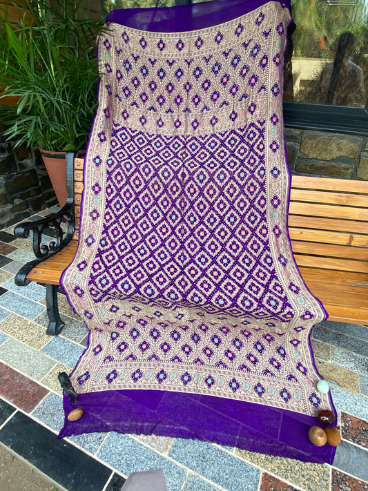 Pure Georgette neem Zari with mena kari