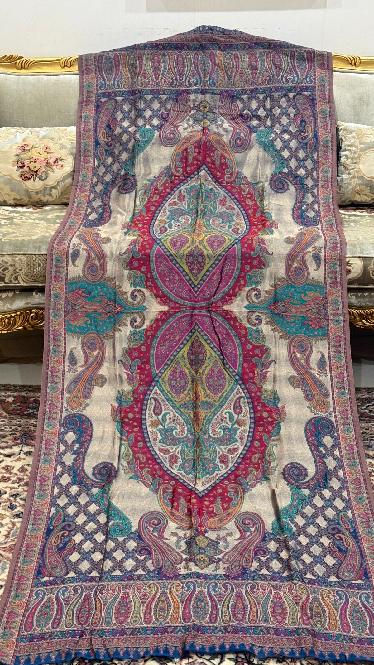 NOOR-E-KANI