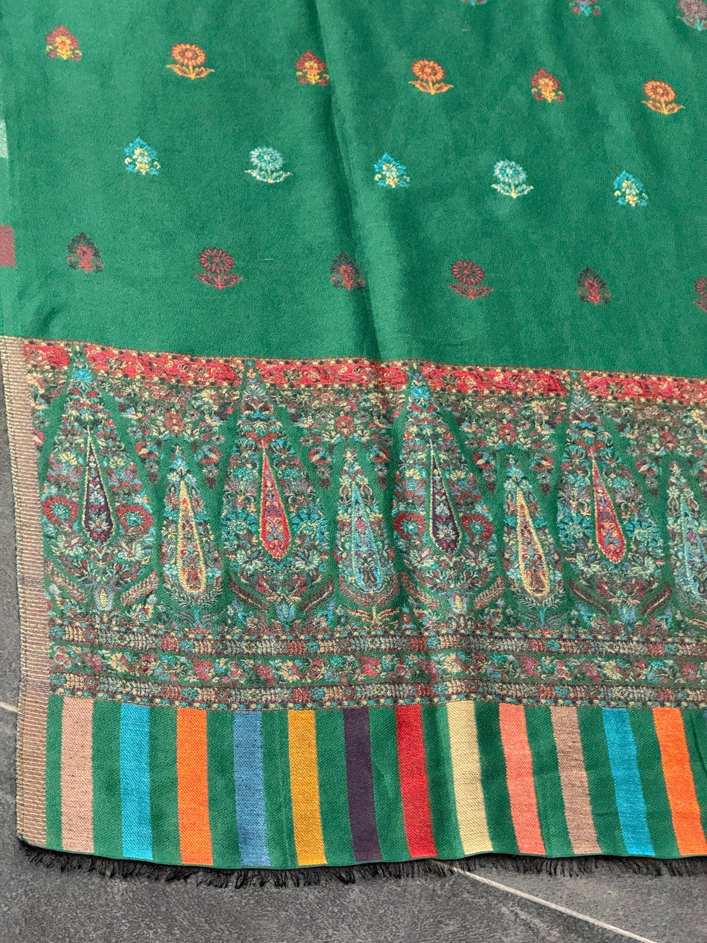 KANI PASHMINA SUIT