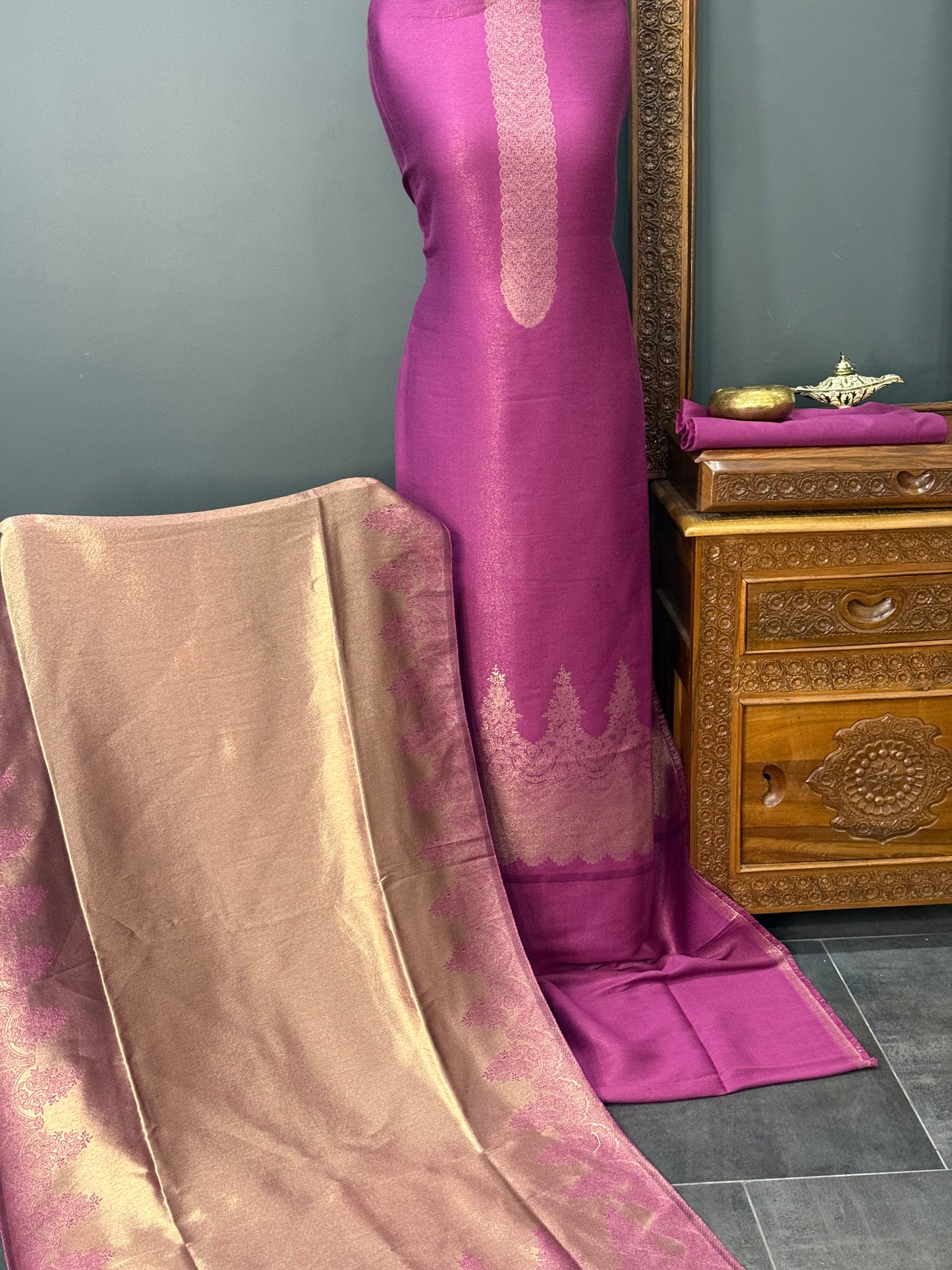 KANI PASHMINA SUIT