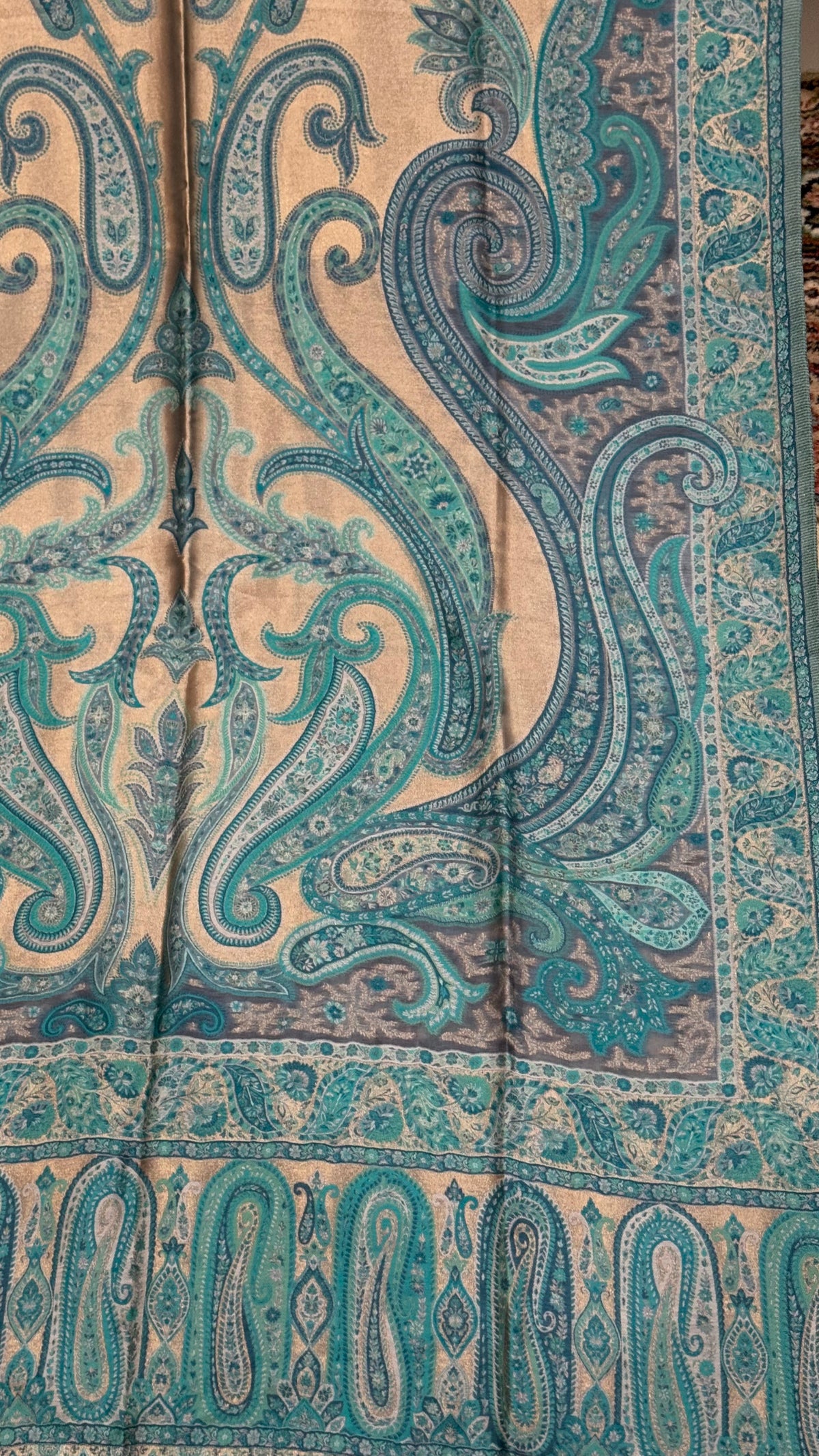 NOOR-E-KANI