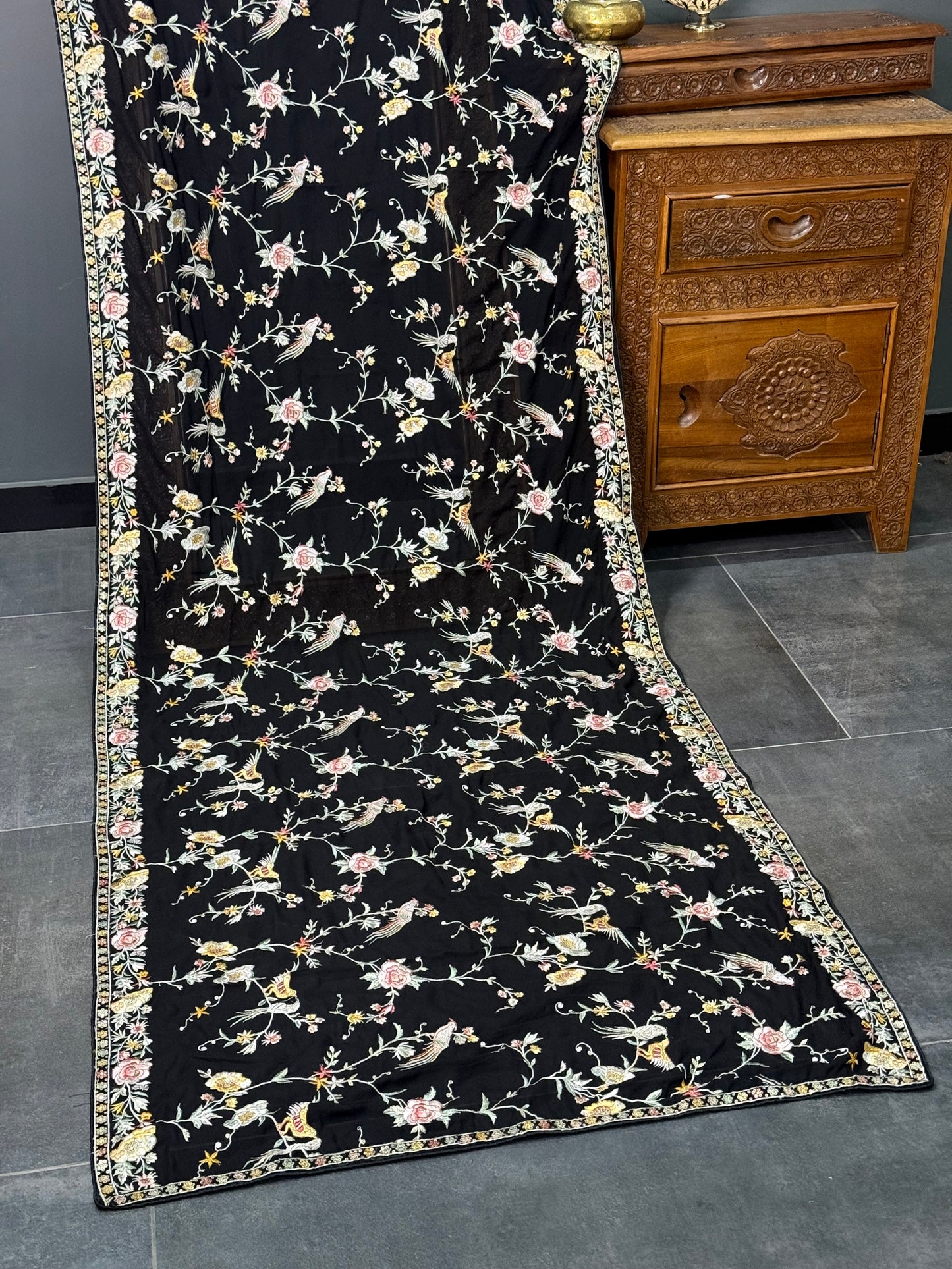 Parsi gara Mechine embroidered