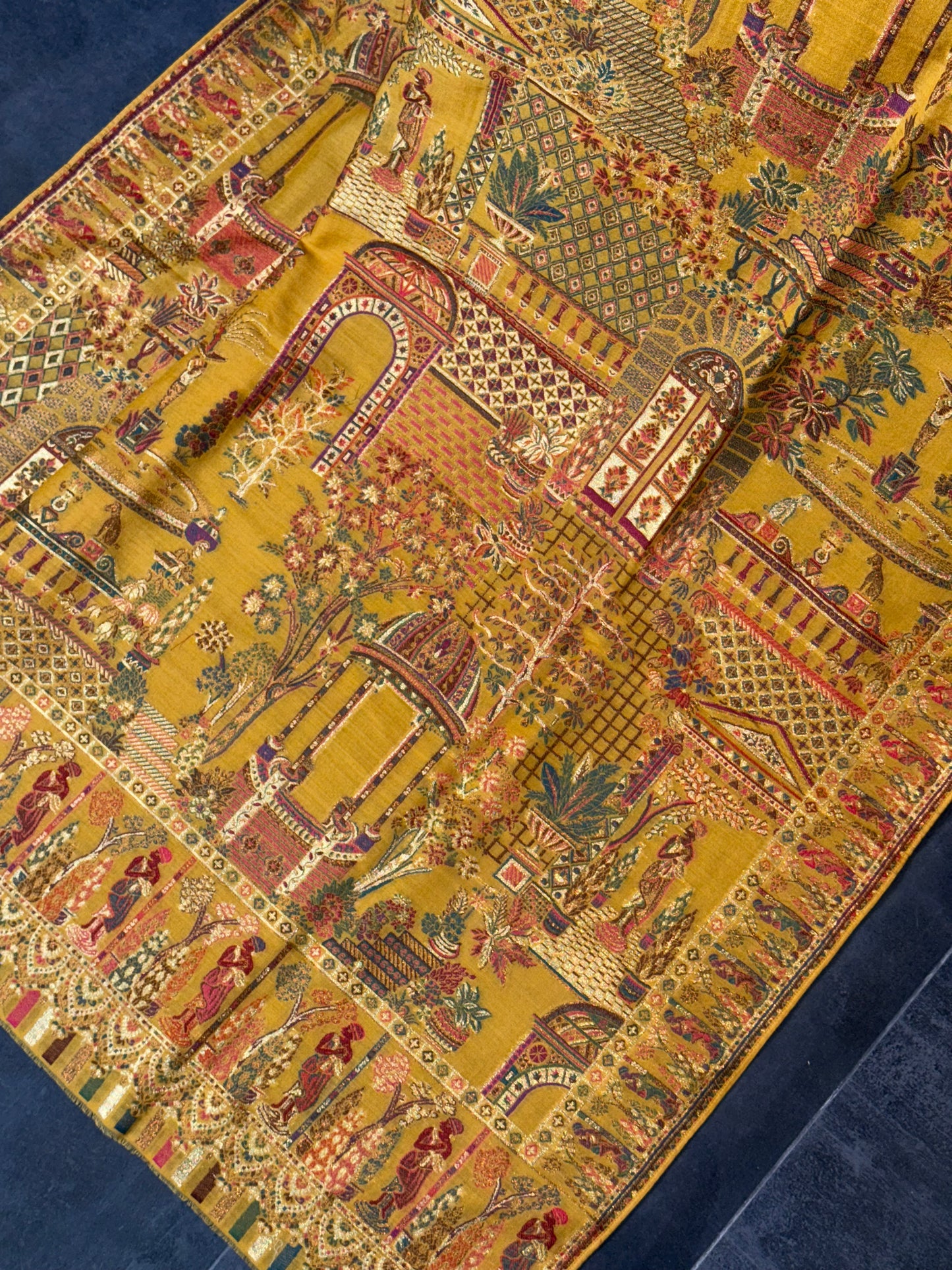 DARBAR SHAWL