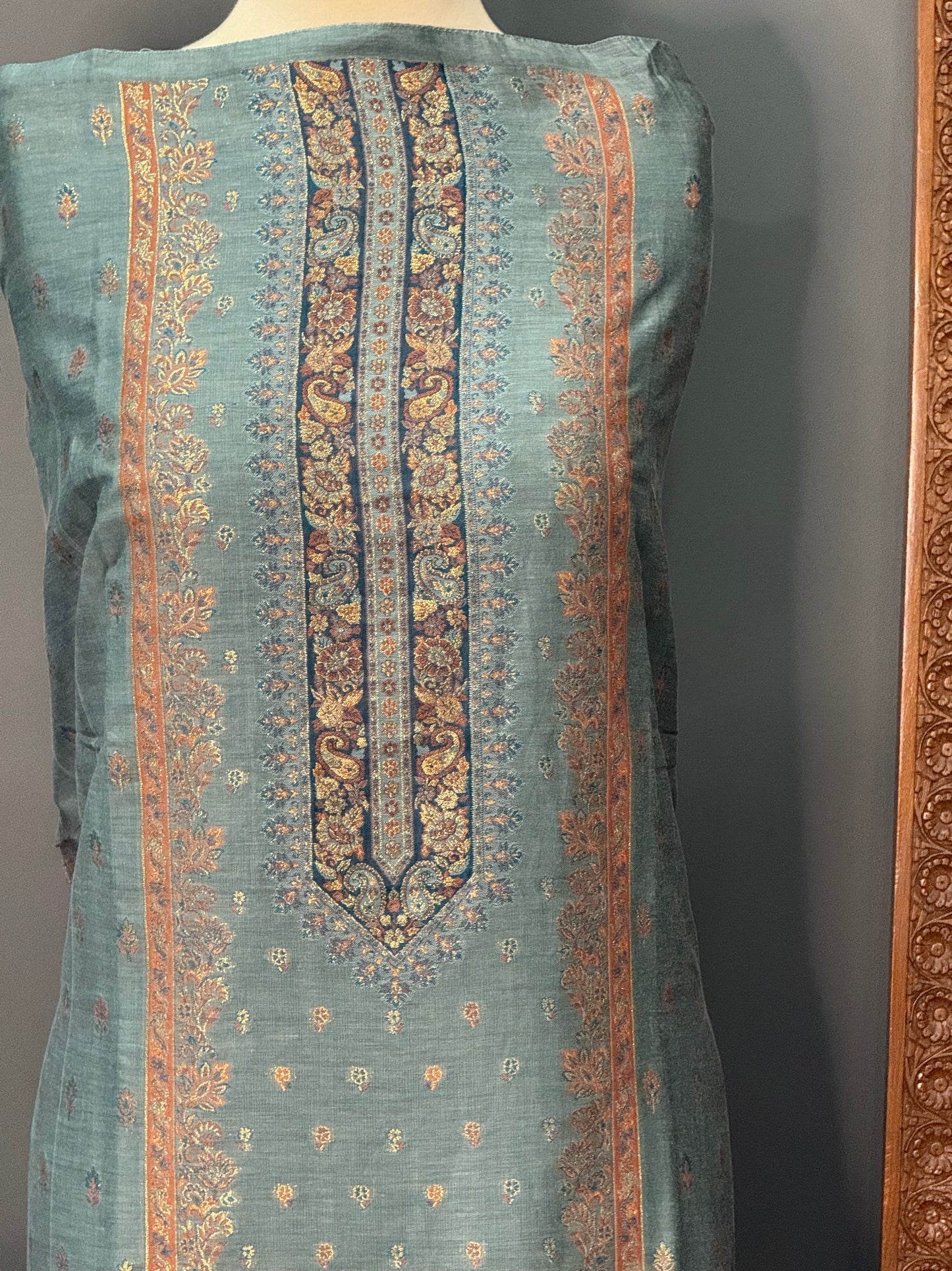 REGAL LOOM SHAHI RESHAM