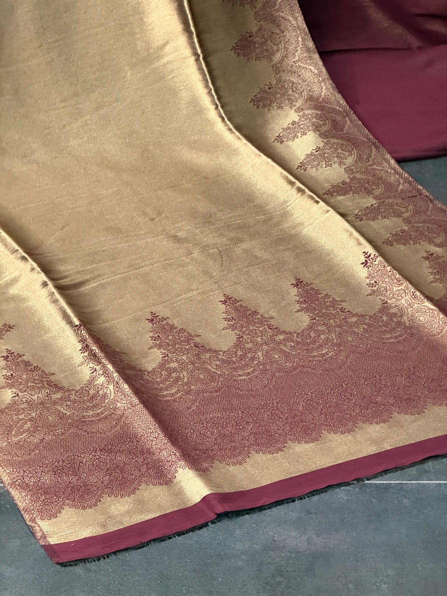 KANI PASHMINA SUIT