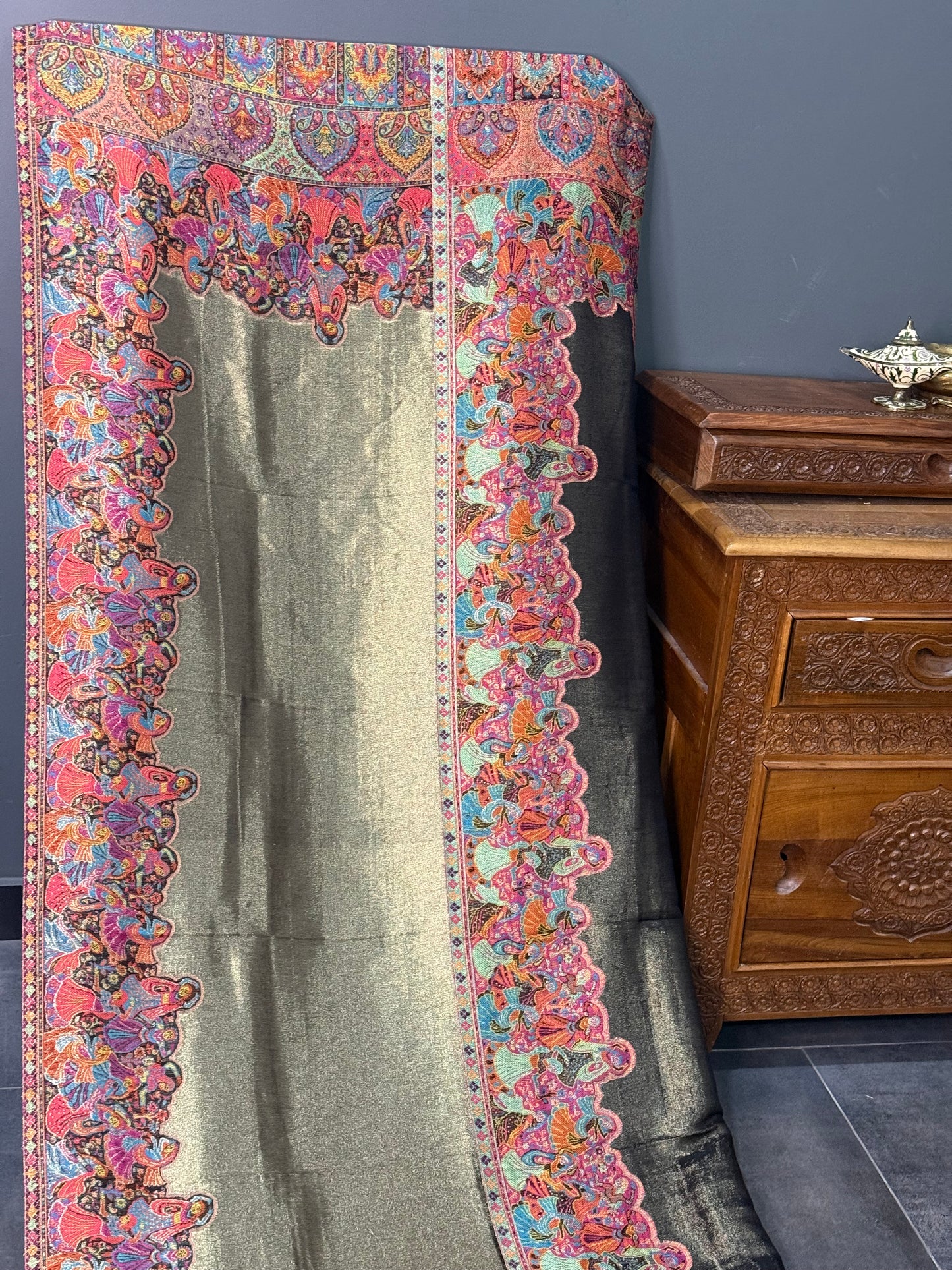 KANI PASHMINA MOON LIGHT SHAWL